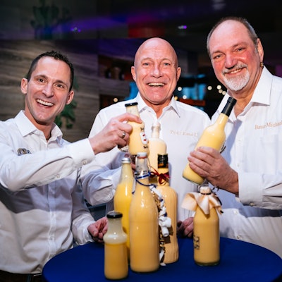 Eierlikör geht bei den Tollitäten so schnell nicht aus.