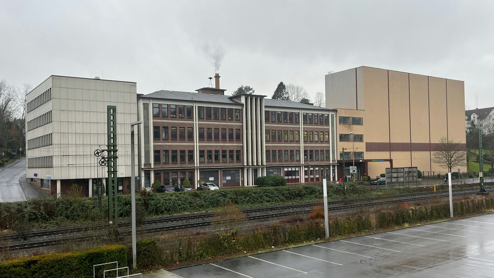 Krewel-Meuselbach in Eitorf wird schließen, noch arbeiten die Menschen dort.