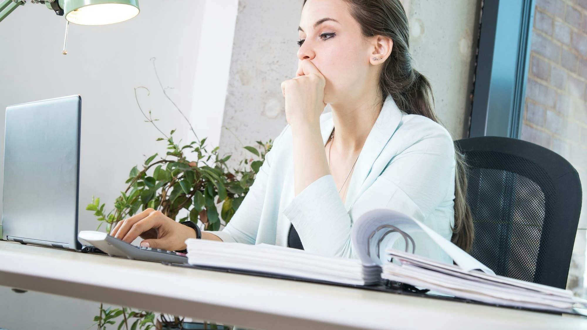 Welche Versicherungen sind wirklich nötig? Bei dieser Frage hilft der Online-Bedarfscheck des BdV.