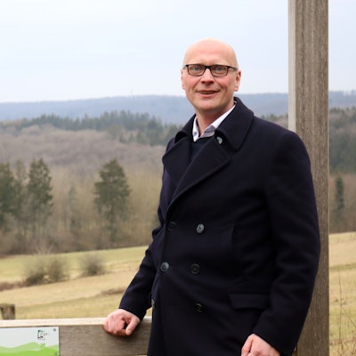 Sebastian Glatzel bei seiner Pressekonferenz am Michelsberg.