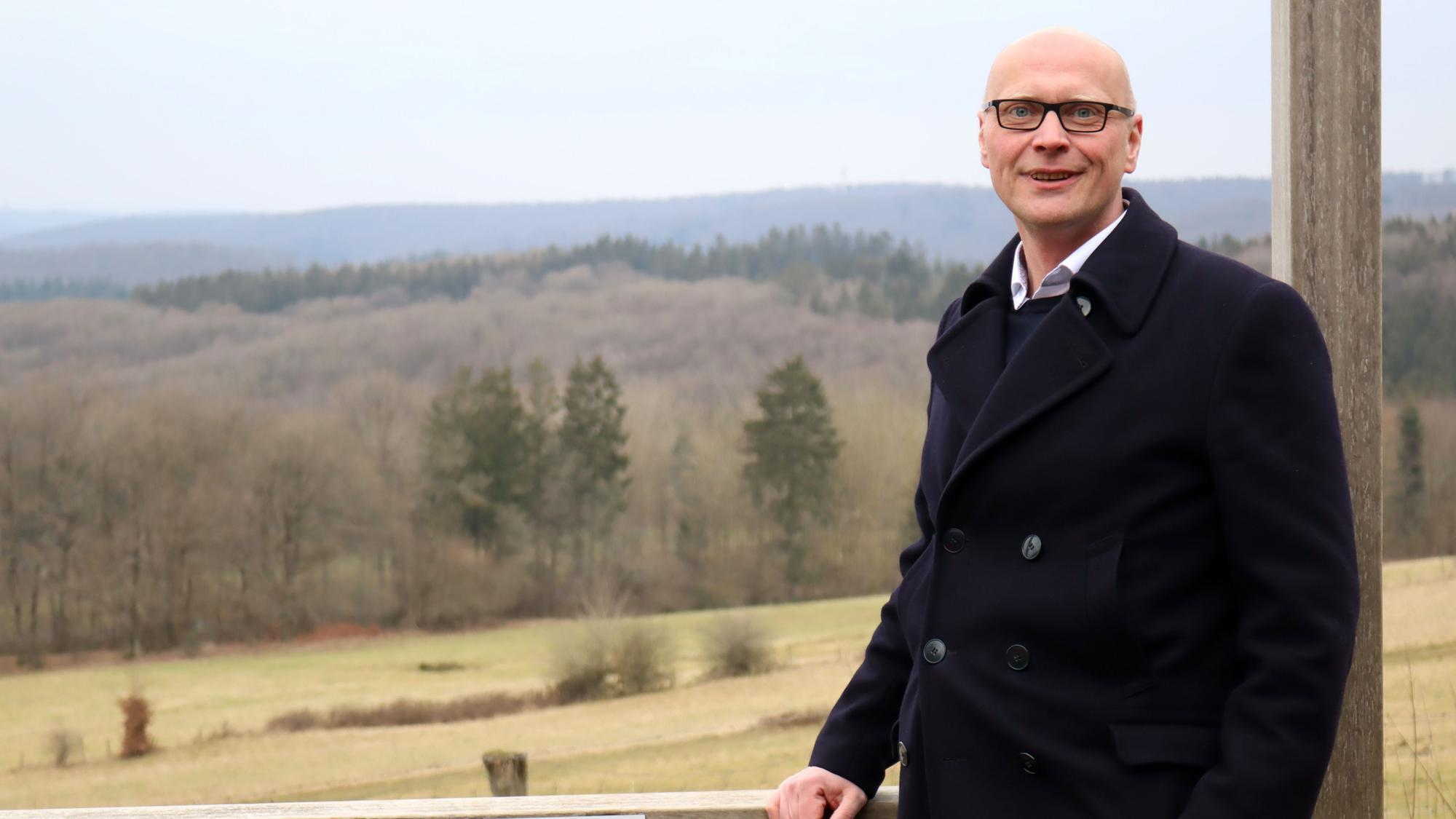 Sebastian Glatzel bei seiner Pressekonferenz am Michelsberg.