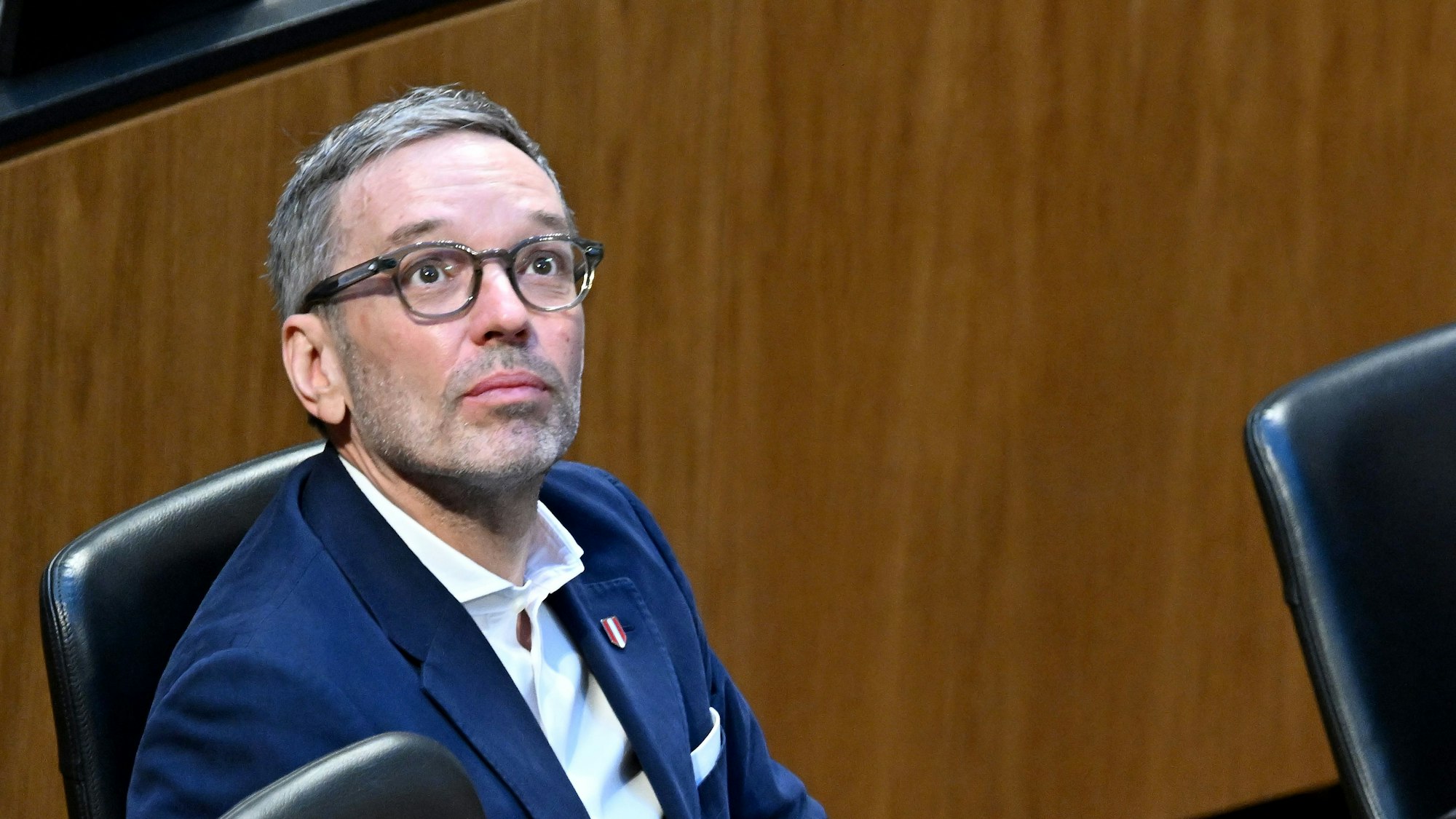 22.01.2025, Österreich, Wien: FPÖ-Chef Herbert Kickl sitzt bei einer Sitzung des Nationalrats im Parlament in Wien. Foto: Roland Schlager/APA/dpa +++ dpa-Bildfunk +++