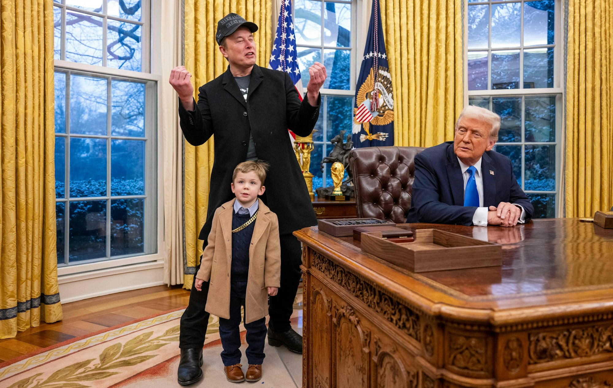 Elon Musk und sein Sohn X Æ A-Xii zu Besuch bei US-Präsident Donald Trump.