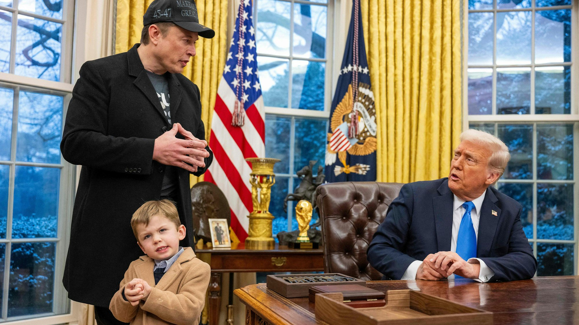 Der Auftritt von Elon Musk samt Sohn X Æ A-Xii im Weißen Haus sorgt für Wirbel in den USA.