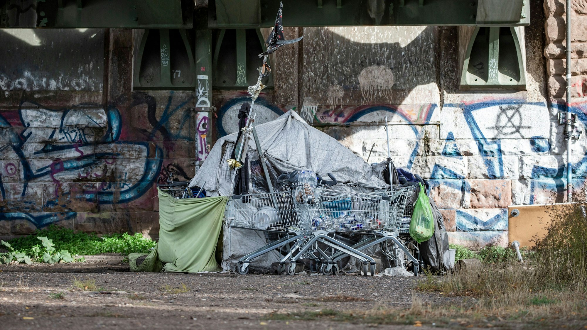 Provisorische Bleiben von Wohnungslosen werden immer mehr im Kölner Stadtgebiet.