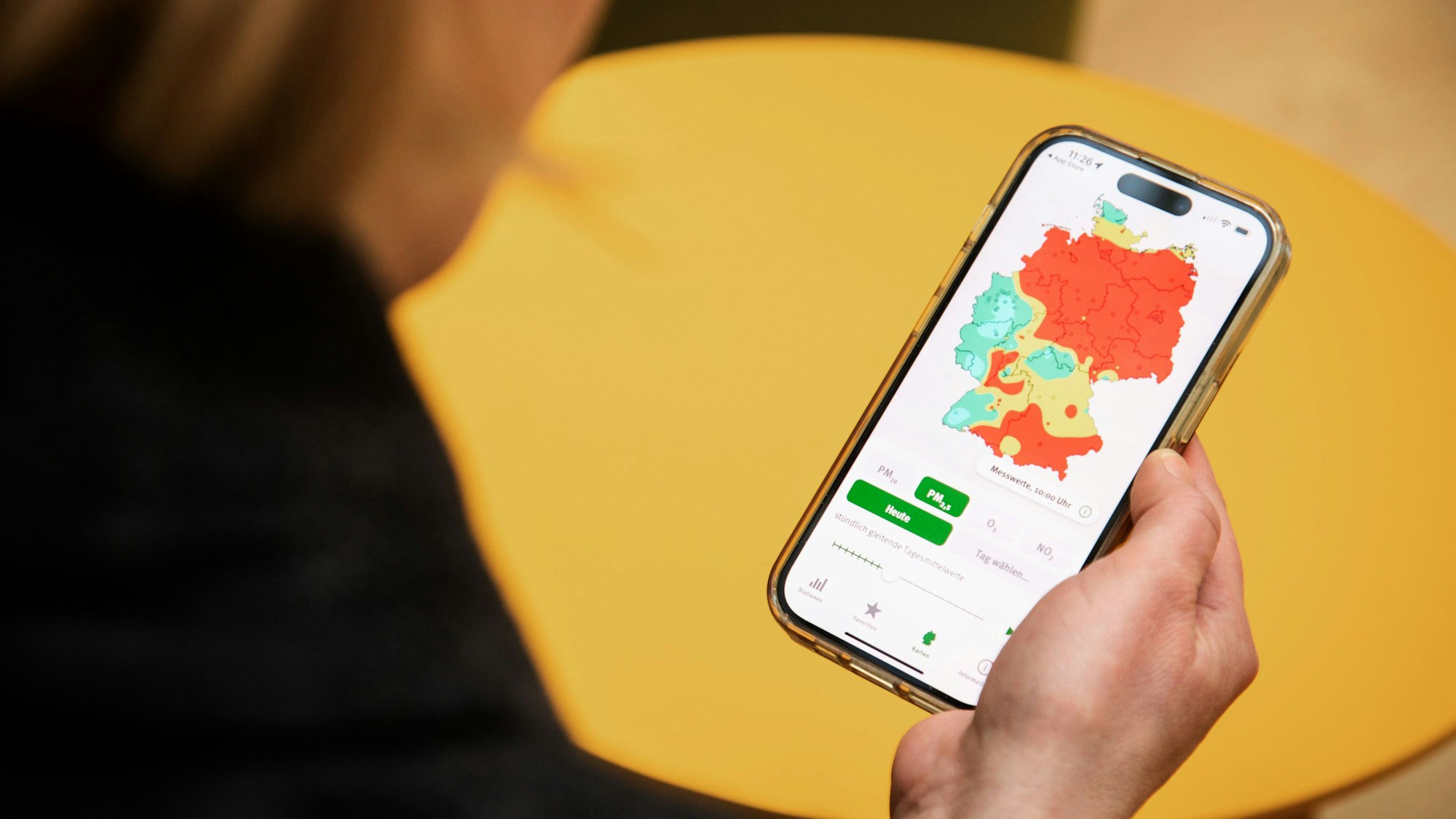 In der App des Umweltbundesamts kann man sich über die Luftqualität in ganz Deutschland informieren.