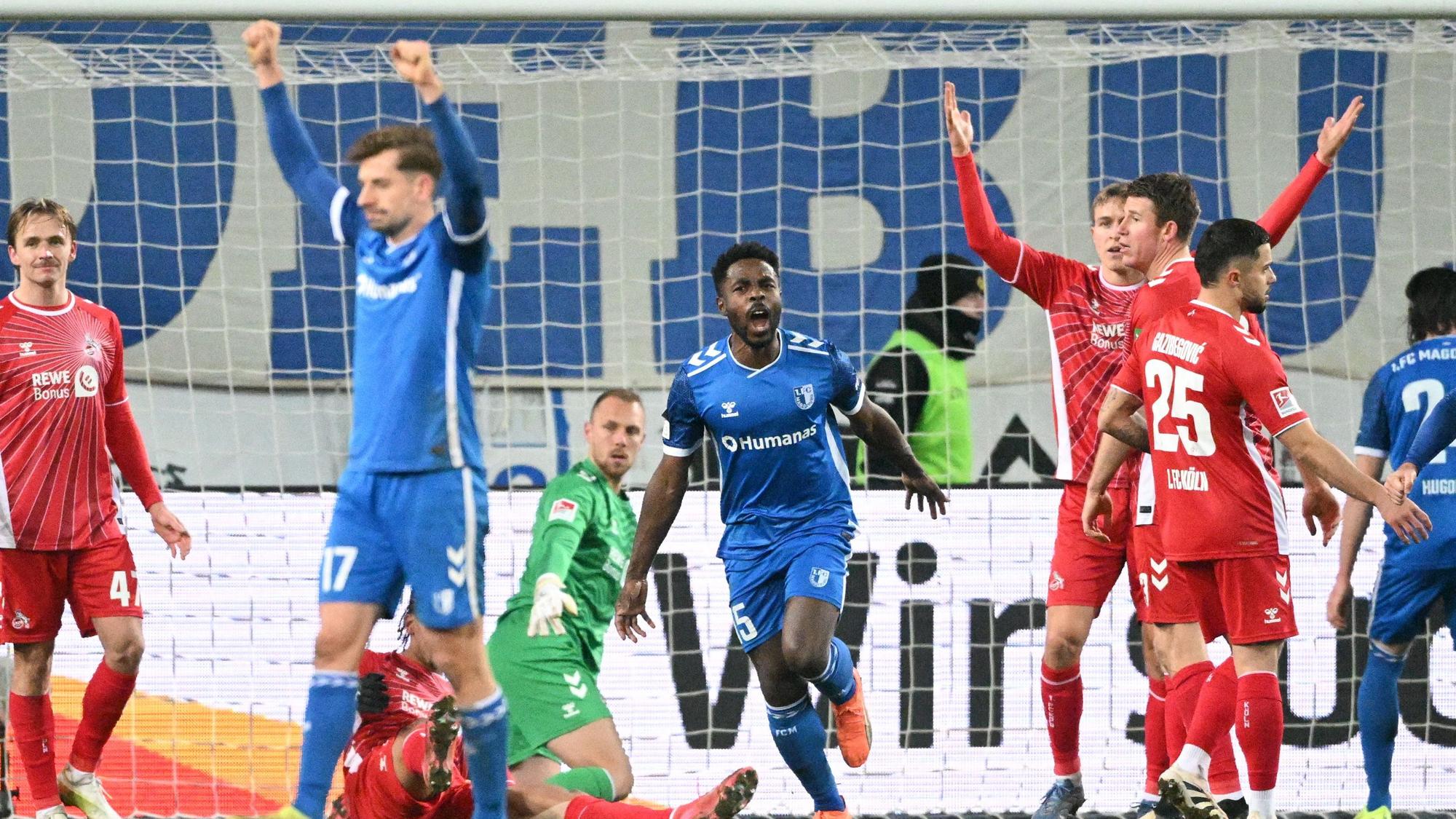 Der Anfang vom Ende: Daniel Heber (M) von Magdeburg jubelt nach seinem Tor zum 1:0.