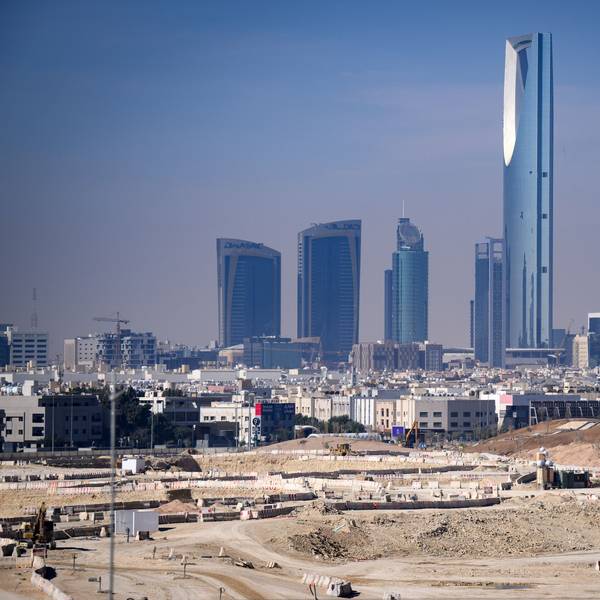 Blick auf die Baustelle vom King Salman Park auf dem Gelände des ehemaligen Flughafens von Riad.