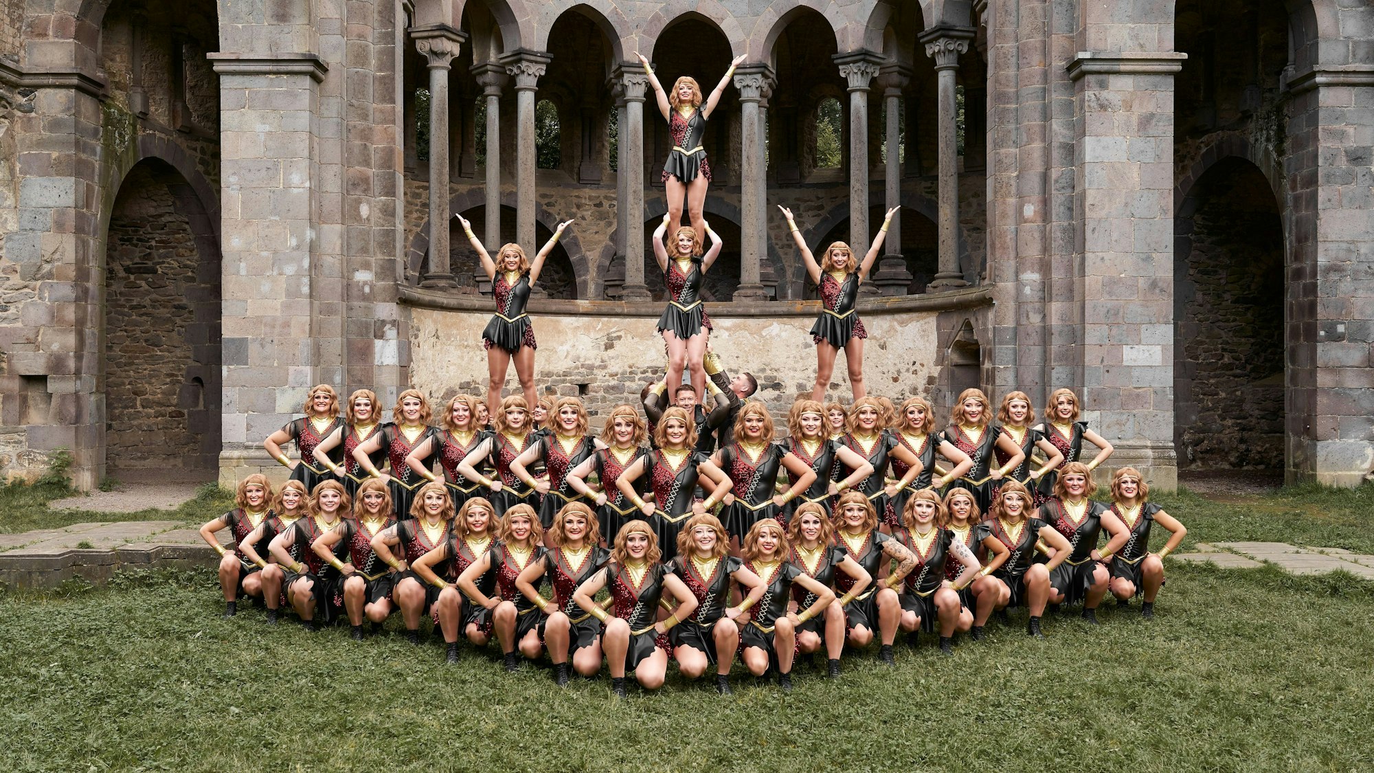 Die Tänzerinnen und Tänzer von High Energy aus Billig sind die Mannschaft des Jahres im Kreis Euskirchen