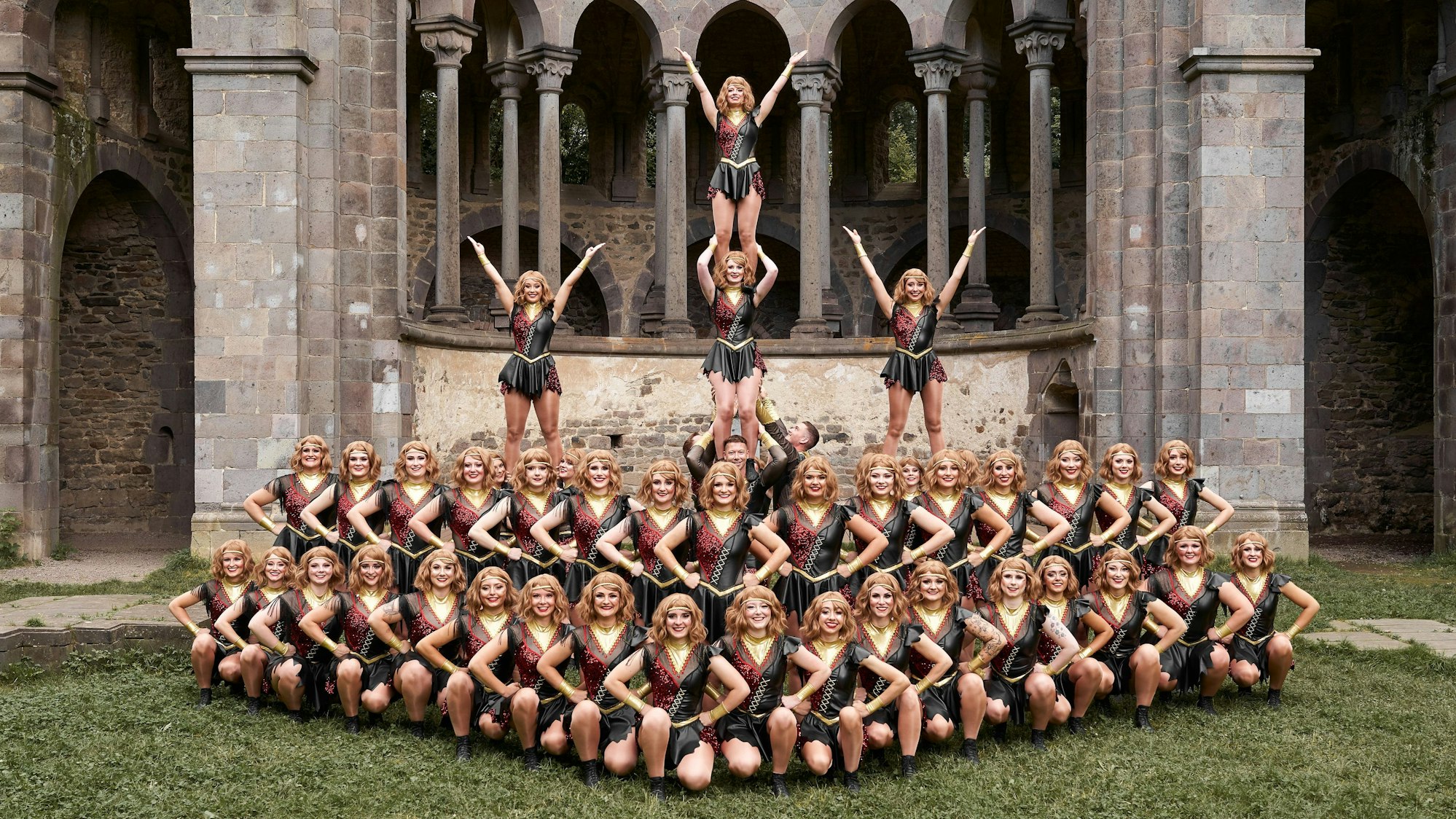 Die Tänzerinnen und Tänzer von High Energy aus Billig sind die Mannschaft des Jahres im Kreis Euskirchen