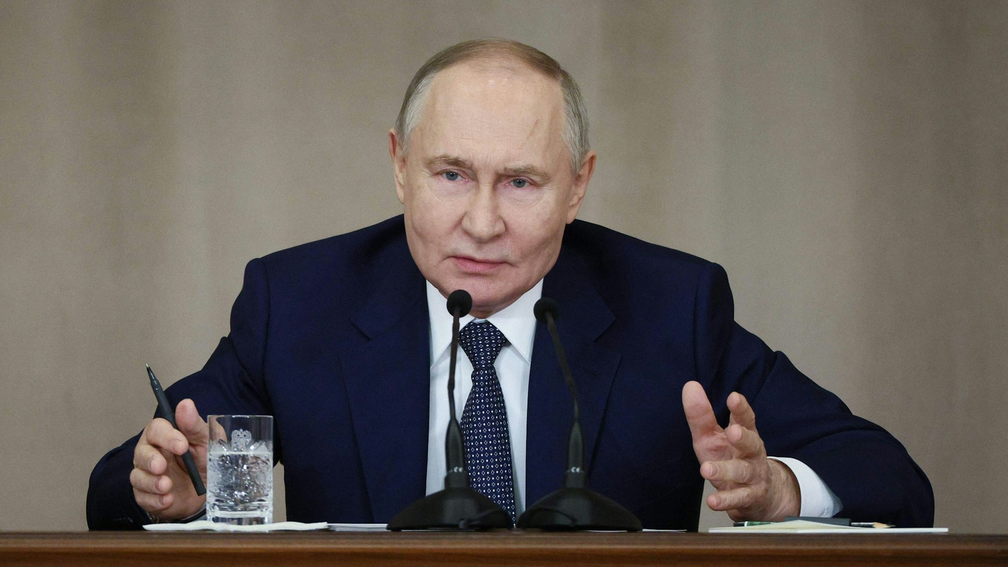 Kremlchef Wladimir Putin hat sich mit süffisanten Worten über Donald Trump geäußert. (Archivbild)