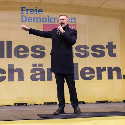 Christian Lindner, Vorsitzender der FDP, spricht bei einem Wahlkampftermin in Düsseldorf.