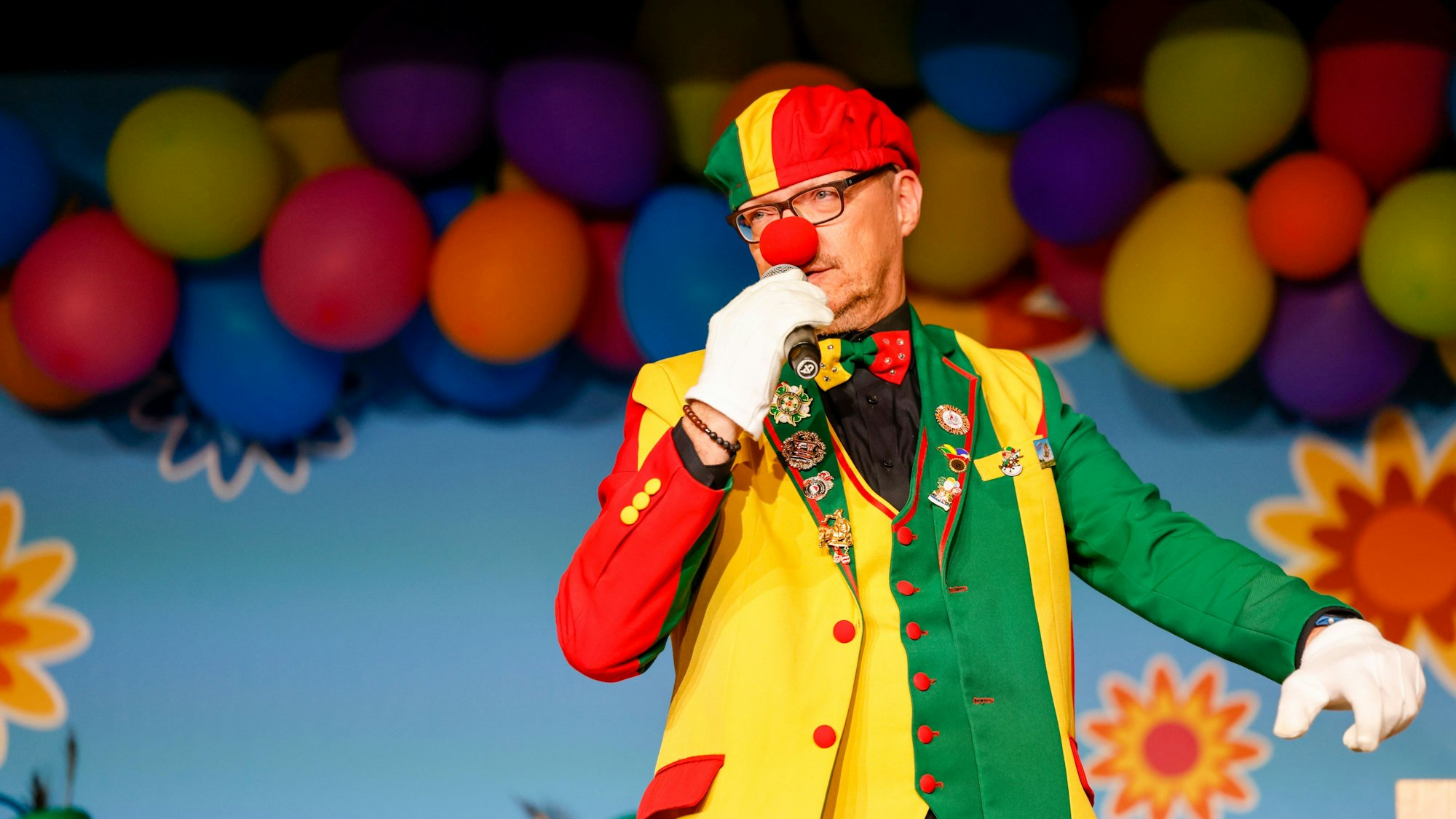 Jörg Runge bei der Sitzung „Ärm en Ärm“ der Rundschau-Altenhilfe.