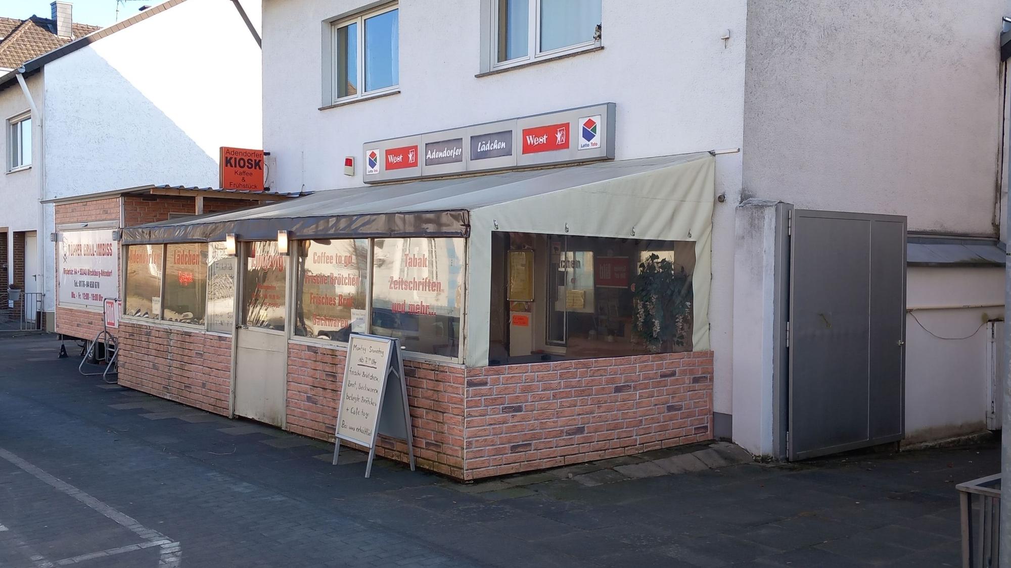 Das ‚Adendorfer Lädche‘ mit der Terrasse