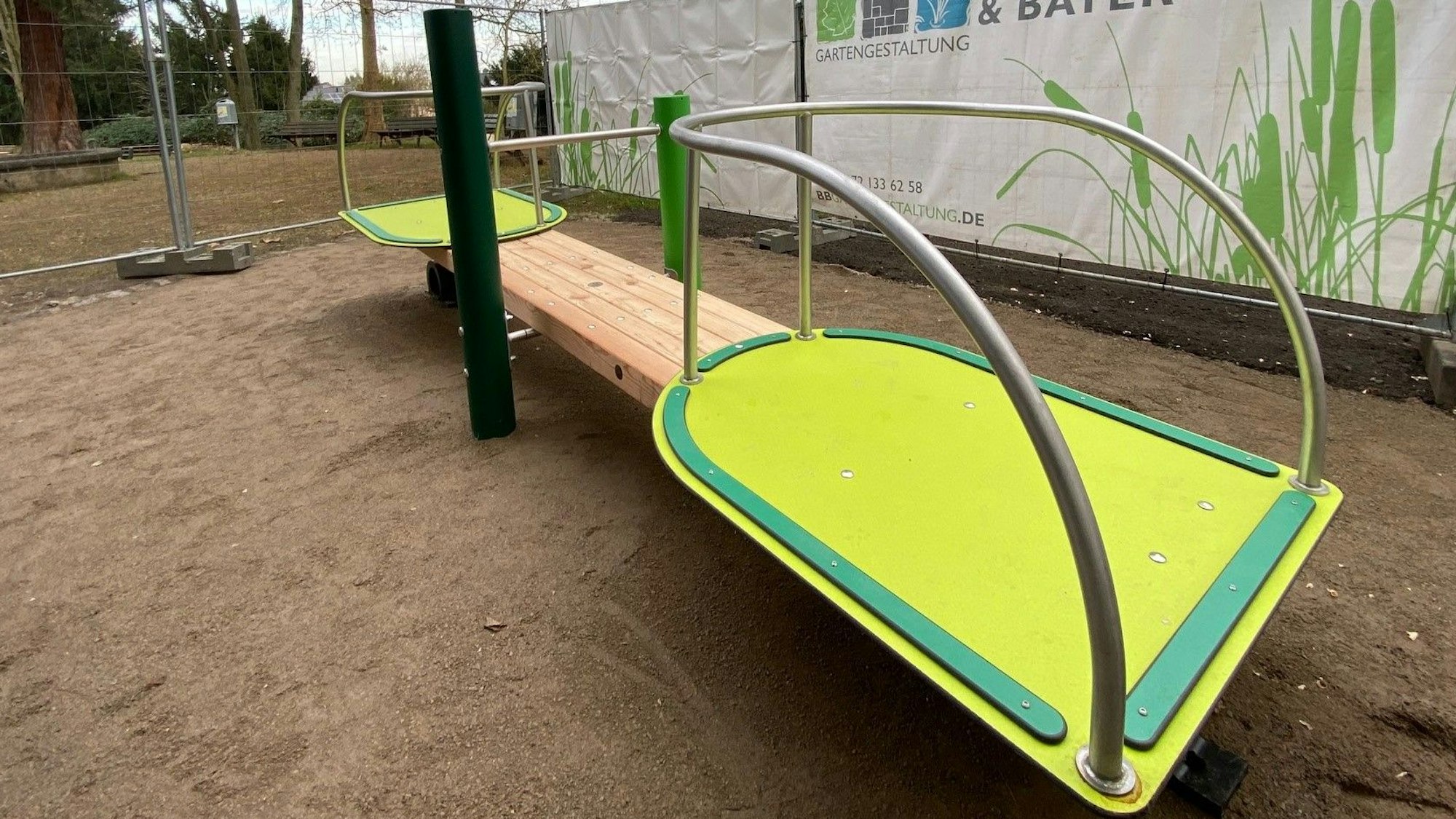 Zu sehen ist die Stehwippe.