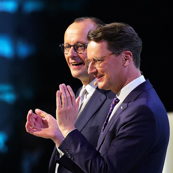 Friedrich Merz (l), CDU-Bundesvorsitzender und Unions-Kanzlerkandidat, und Hendrik Wüst (CDU), Ministerpräsident von Nordrhein-Westfalen