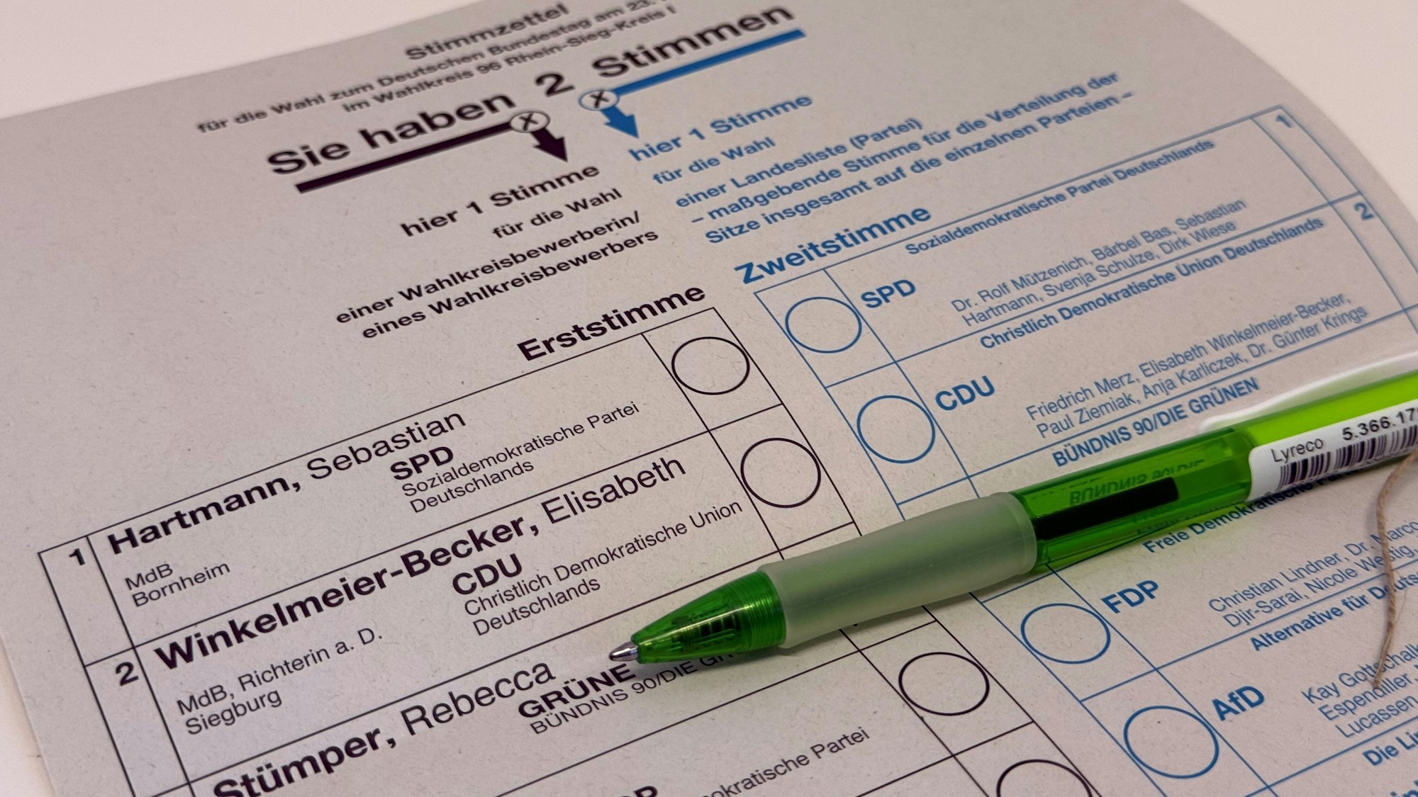 Ein Stimmzettel zur Bundestagswahl.