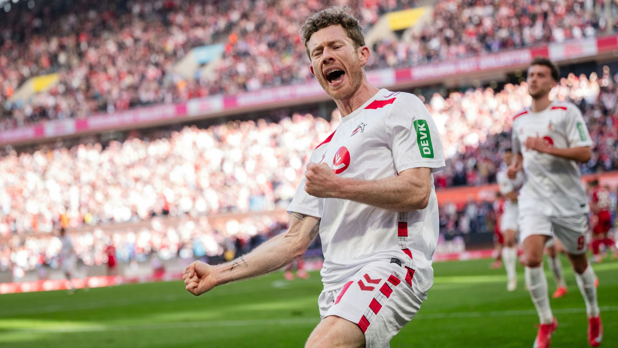Kölns Torschütze Florian Kainz jubelt nach seinem Treffer zur 1:0 Führung.