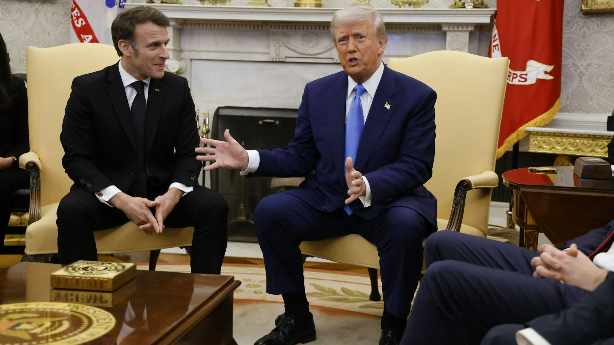 Der Krieg könnte „innerhalb von Wochen“ vorbei sein, sagte Trump am Montag bei einem Treffen mit dem französischen Präsidenten Emmanuel Macron im Weißen Haus.