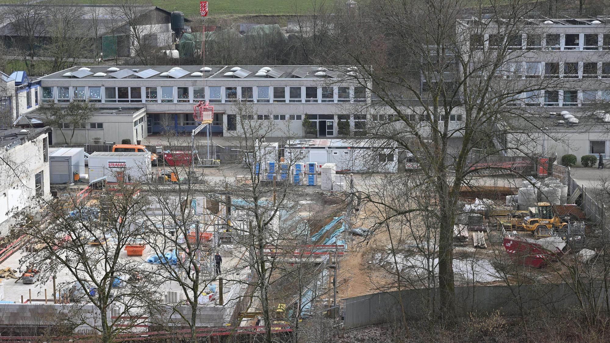Das Foto zeigt die Umbauarbeiten auf dem Schukgelände in Kürten