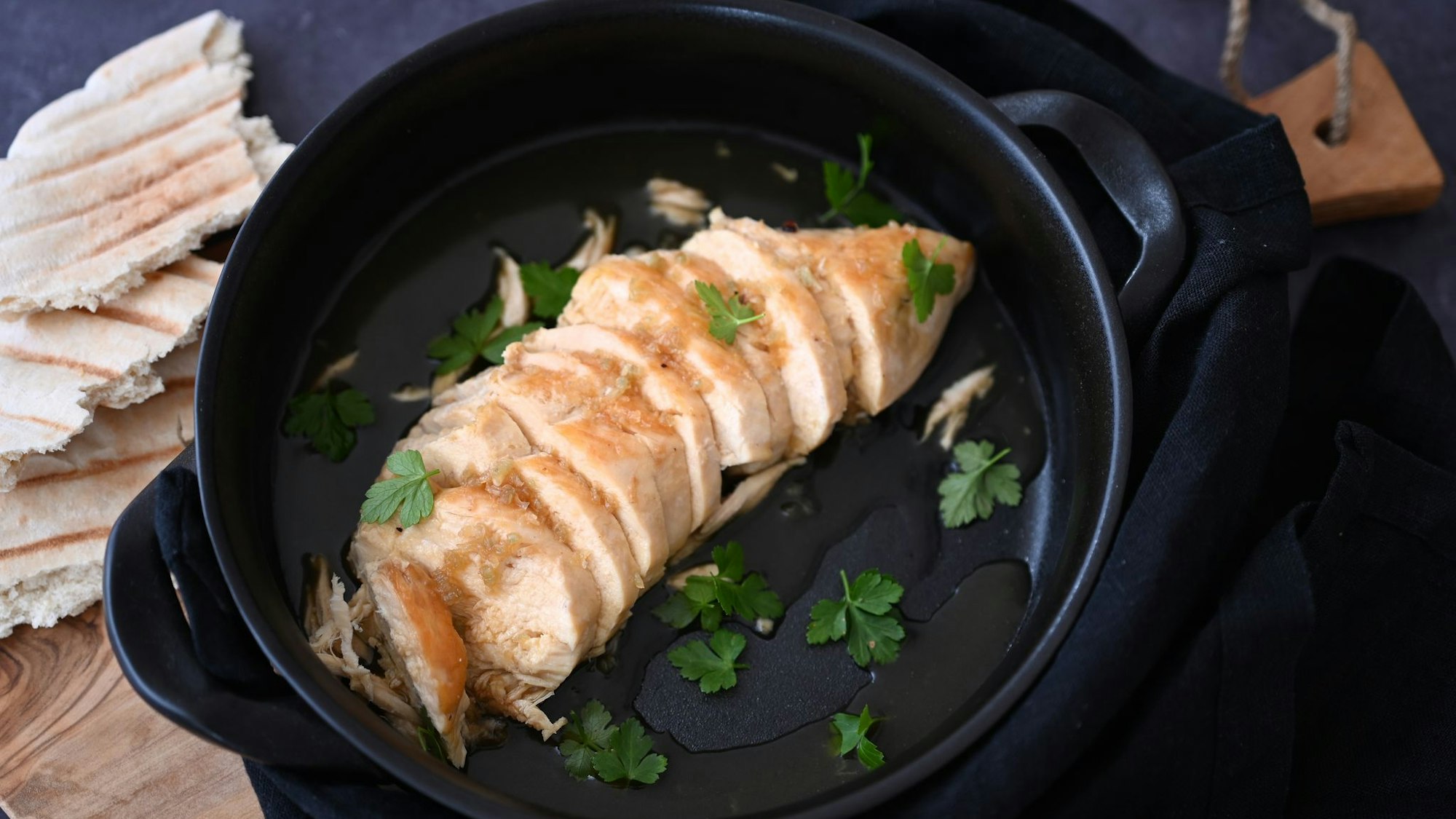 Enthält vier von fünf Geschmacksrichtungen - sauer, bitter, süß und umami: das in den USA so beliebte Honey Garlic Chicken.