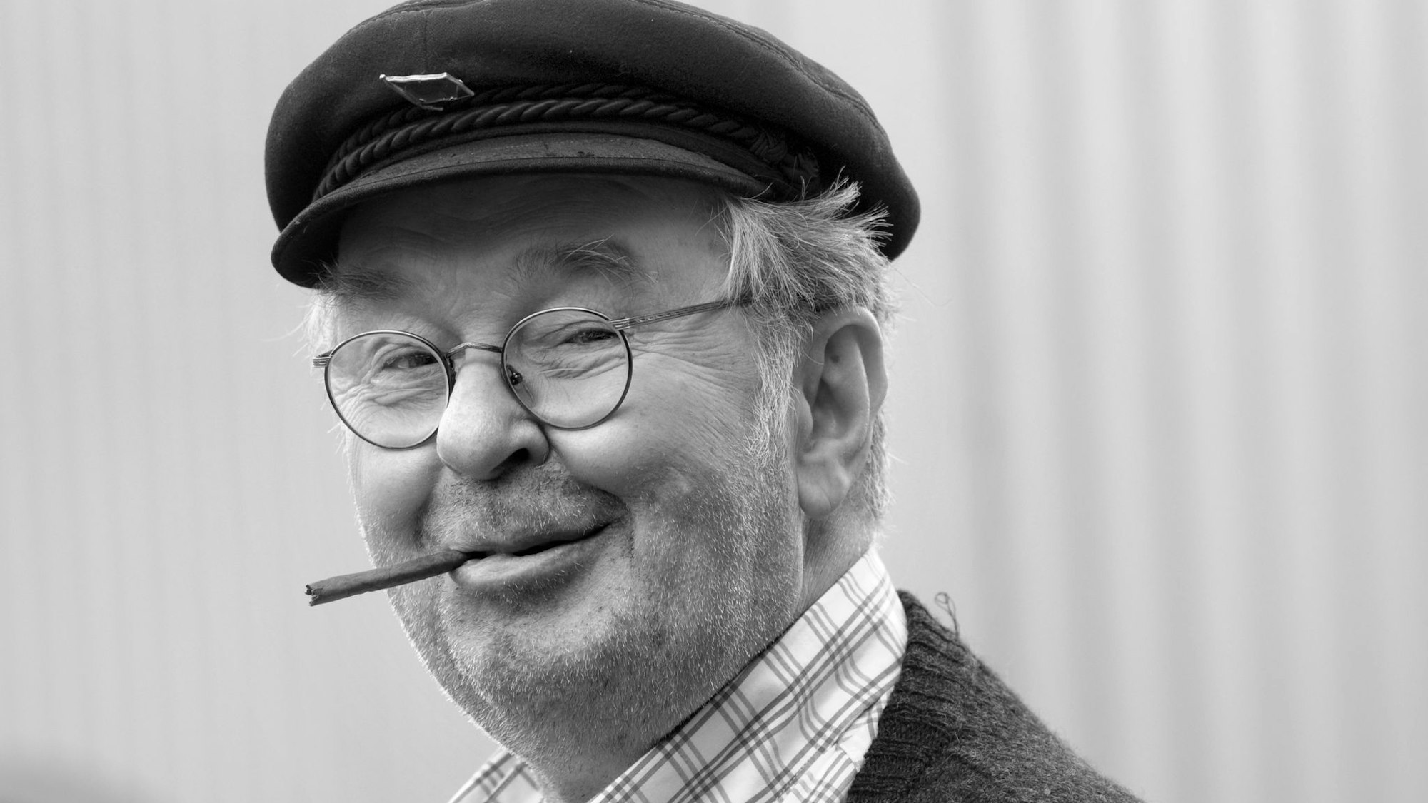 Er stand jahrzehntelang auf der Bühne und vor der Kamera: Ernst Hilbich. (Archivbild)