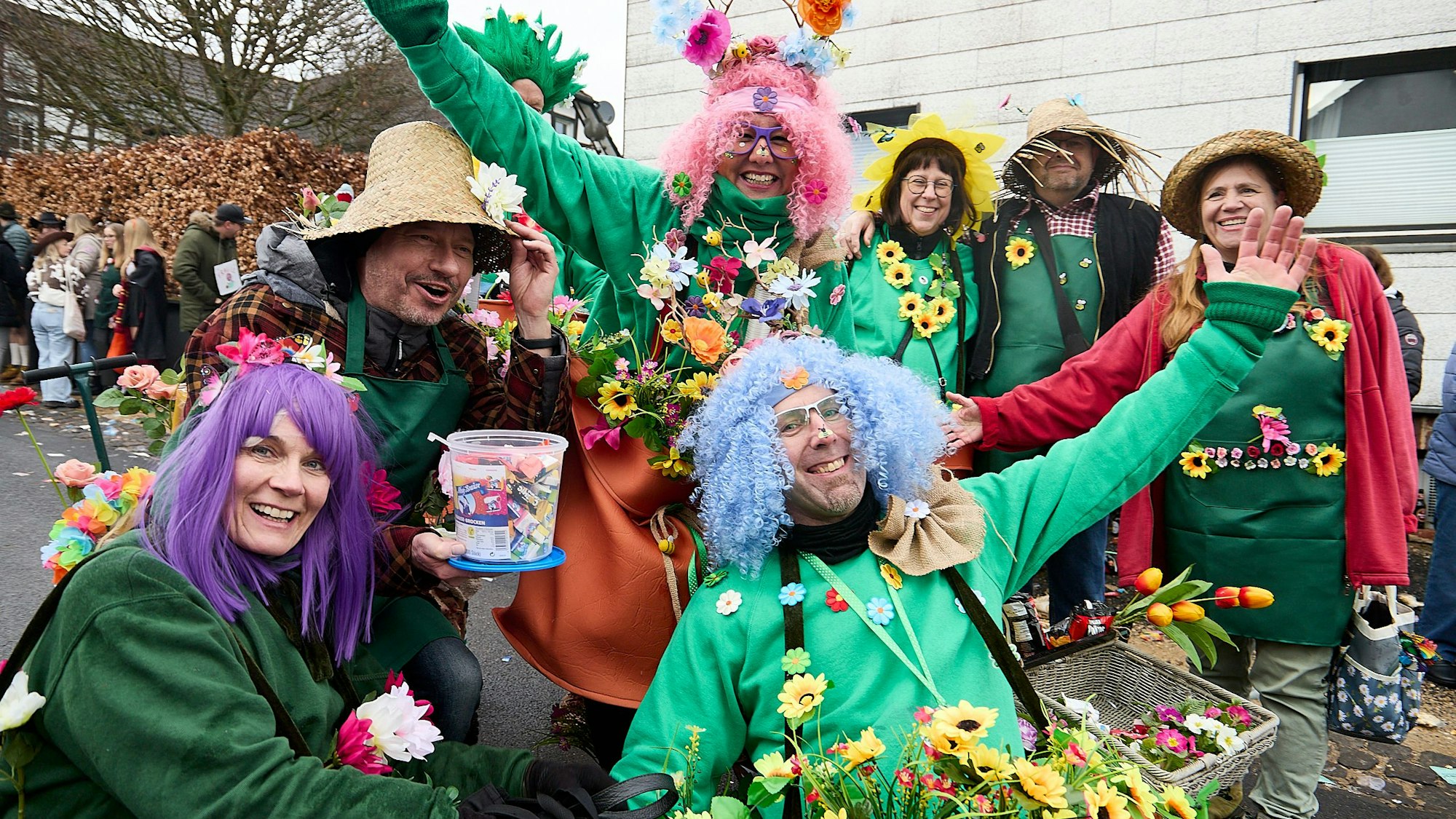 Eine Ettelscheider Blumenwiese ging als Fußgruppe mit im Zug.