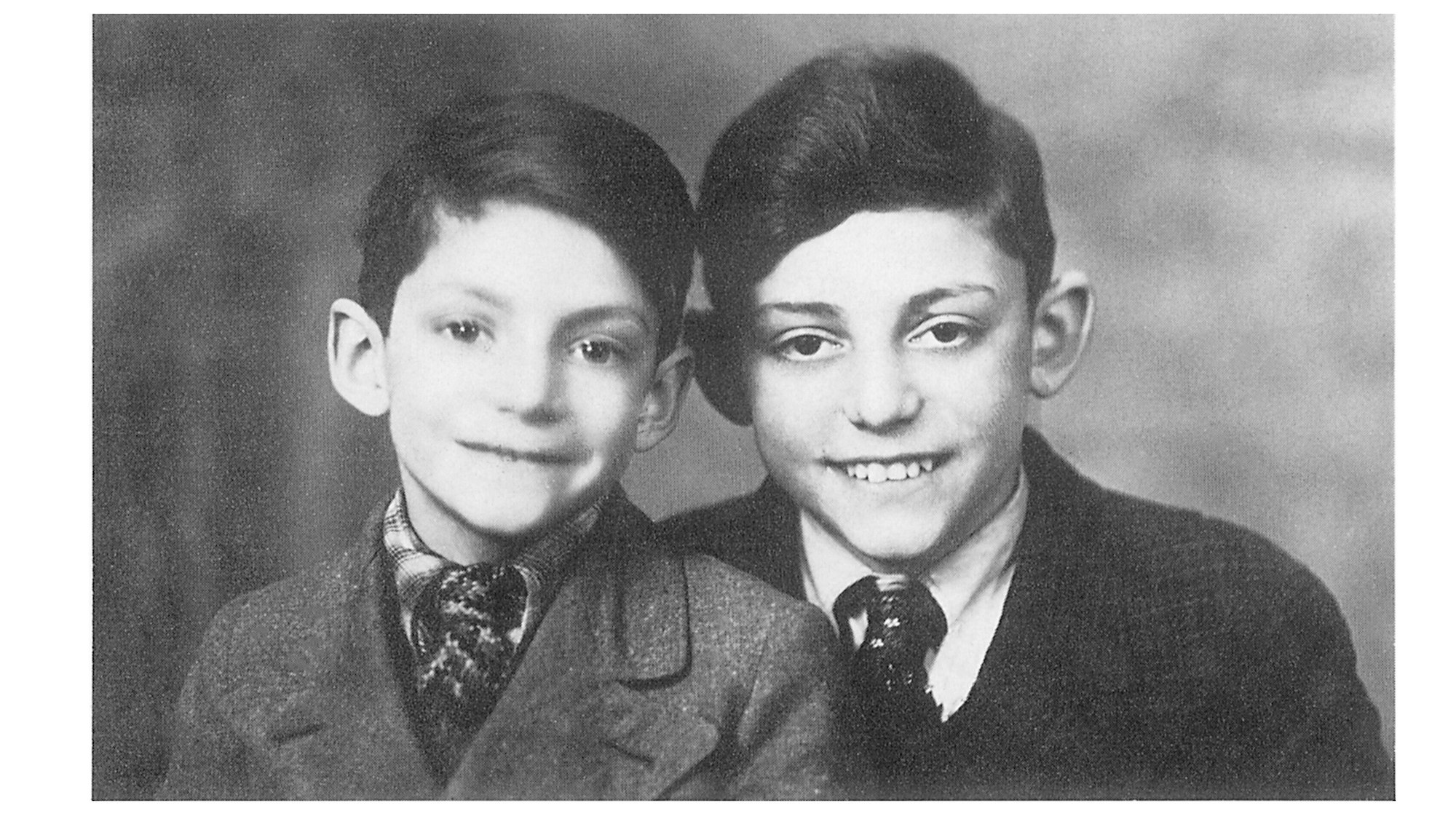 Hans (r.) mit seinem Bruder Gert, der den Holocaust nicht überlebte.