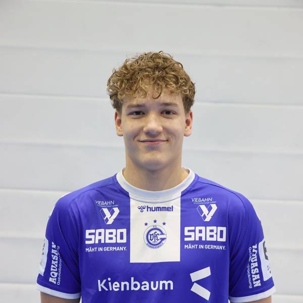 VfL-Handballer Tom Koschek im Porträt.