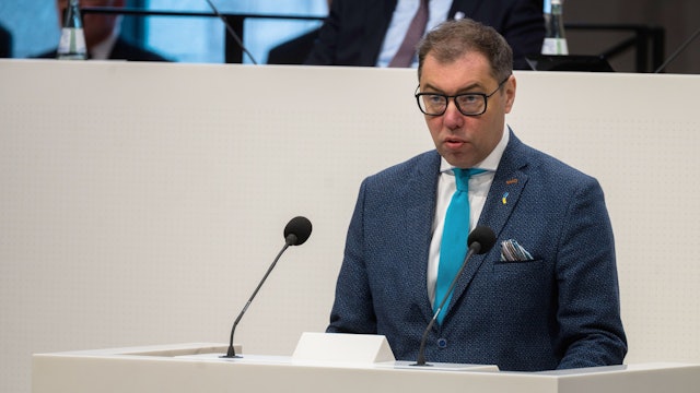 Oleksii Makeiev, ukrainischer Botschafter in Deutschland, spricht am 26.02.2025 im Niedersächsischen Landtag.