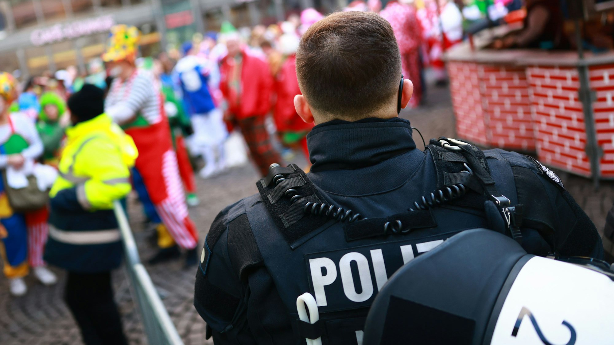 Erhöhte Präsenz: Für die Polizei wird der Sessionsstart arbeitsreich.