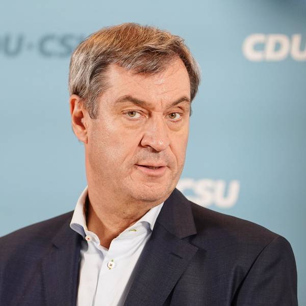 Markus Söder, CSU-Parteivorsitzender und Ministerpräsident von Bayern, spricht vor der konstituierenden Sitzung der neuen Unionsfraktion im Bundestag bei einem Statement.