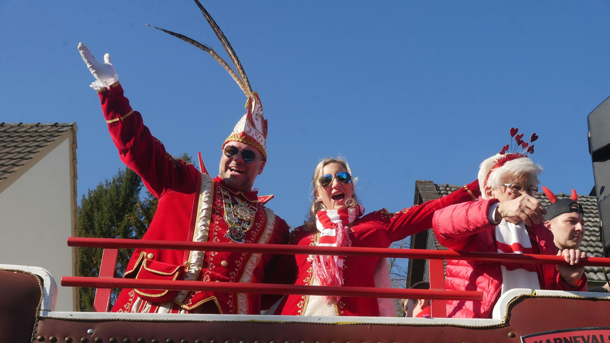 Zug durch Windeck-Herchen