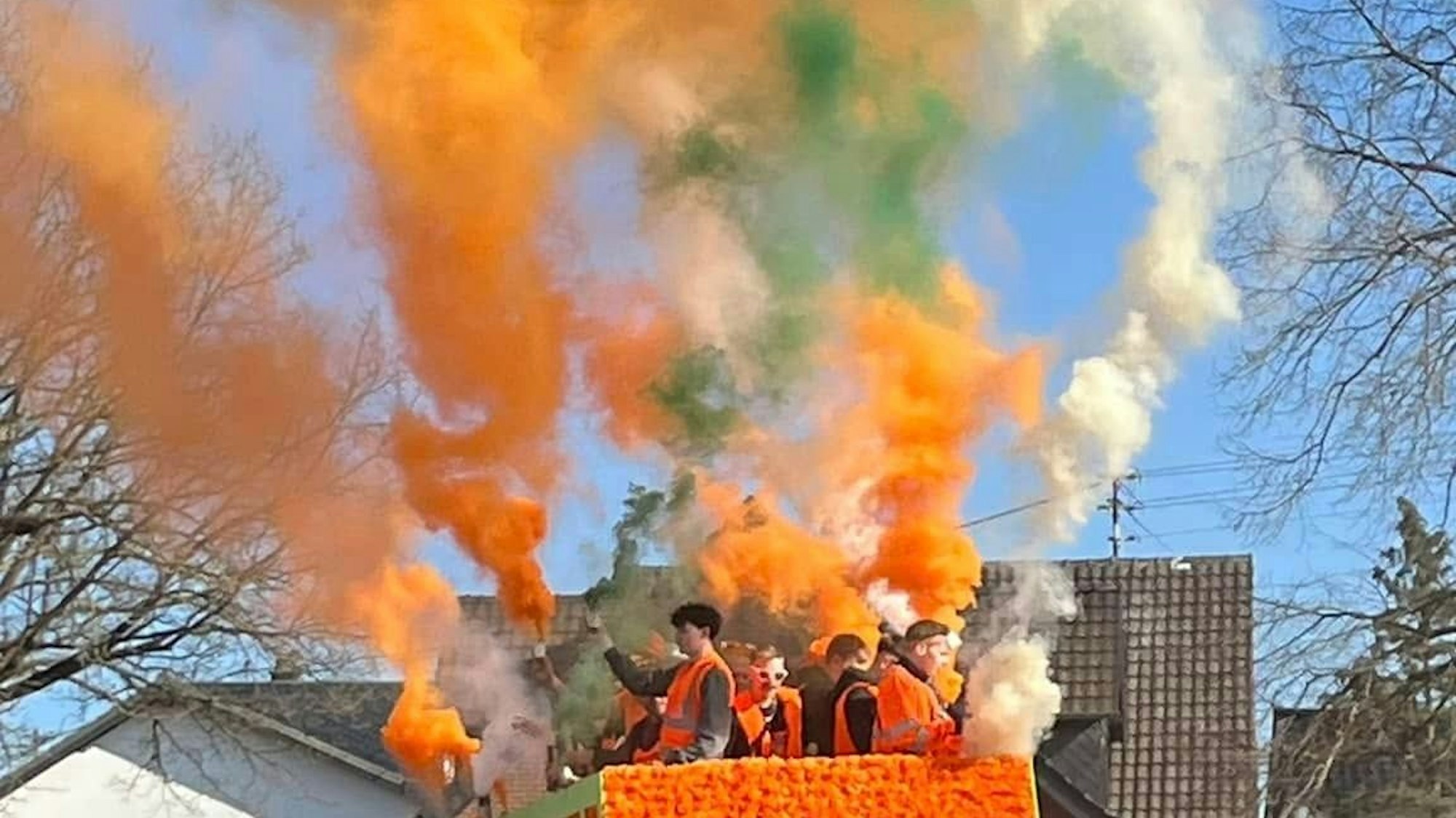 Immer wieder ein Highlight: die Wagen in Oberdrees.