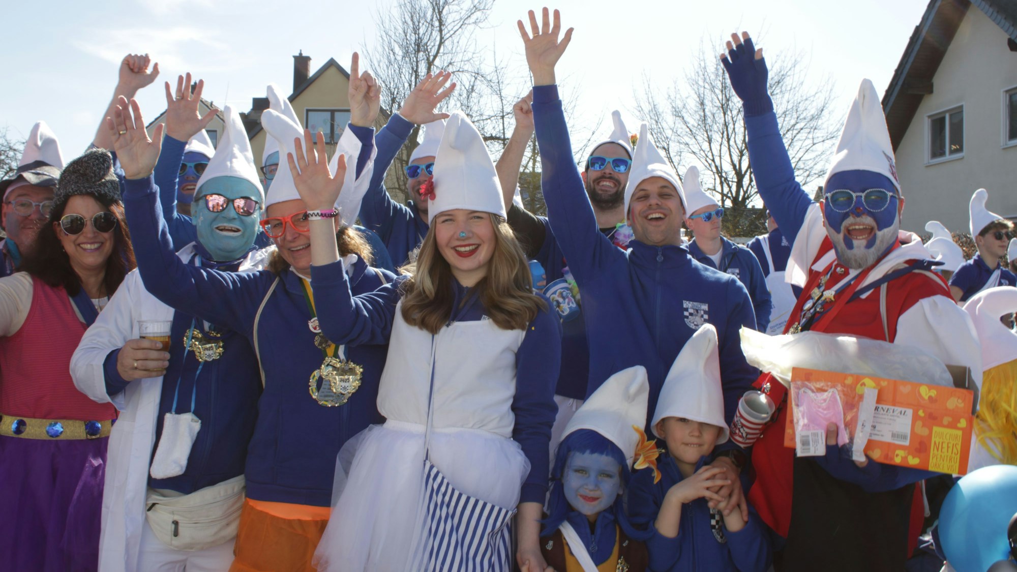 So viele Schlümpfe gab es bei der KG Blau-Wiesse Essele in Menden noch nie