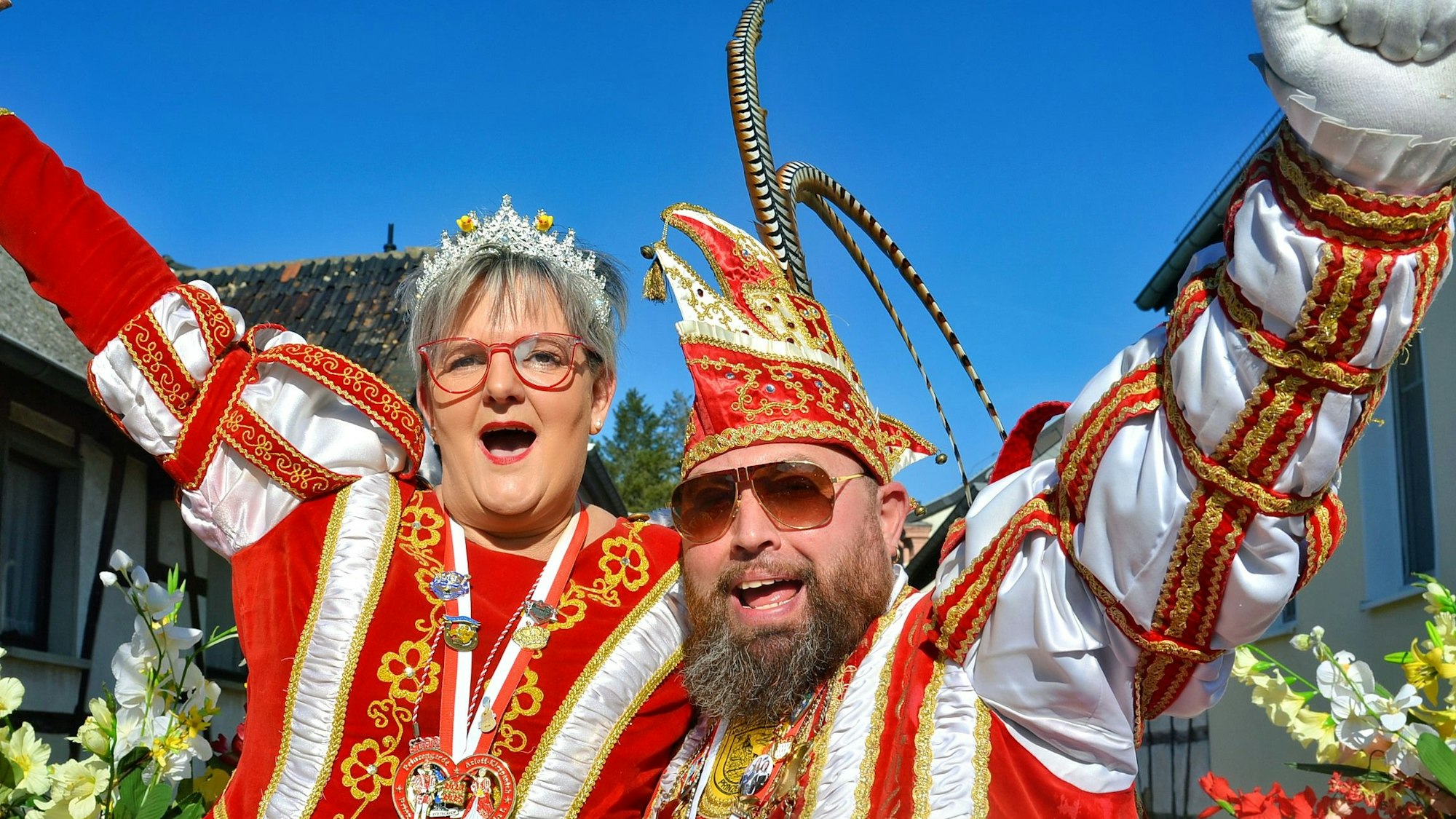 Prinz Ulrich I. und Prinzessin Tanja I. genossen ihren Abschluss der Session bei strahlend blauem Himmel.