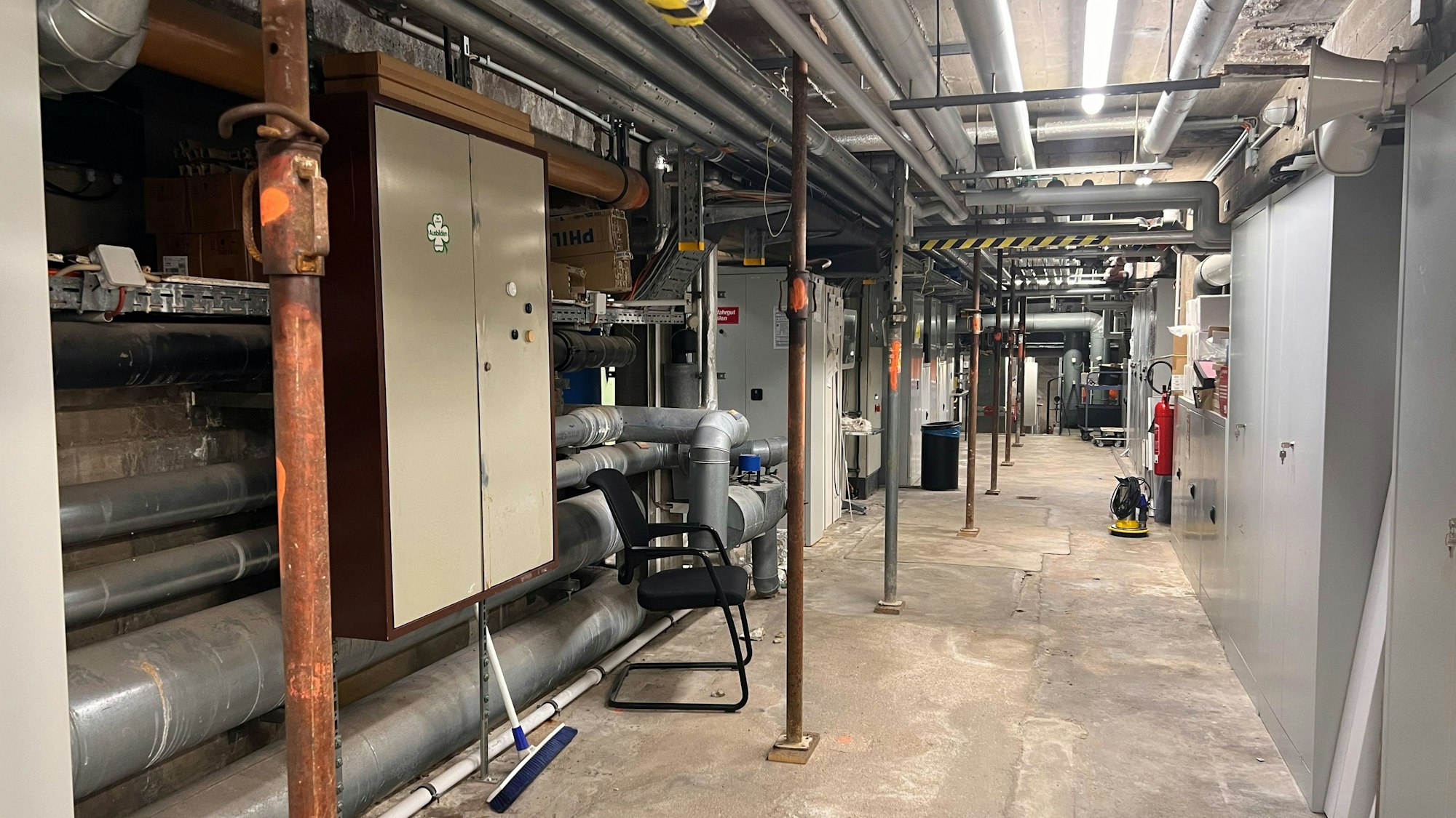 Sanierungsmaßnahmen im Schwimmbad Zündorf