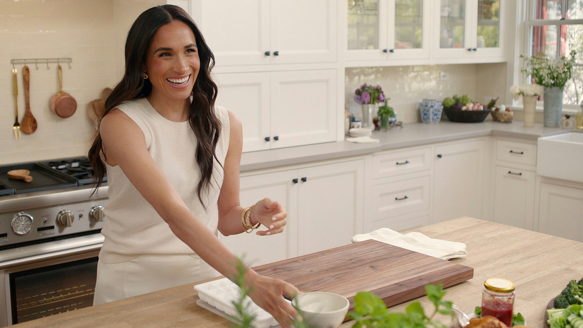 Ein undatiertes, von Netflix veröffentlichtes Foto Meghan, Herzogin von Sussex, in ihrer neuen Lifestyle-Serie „With Love, Meghan“.