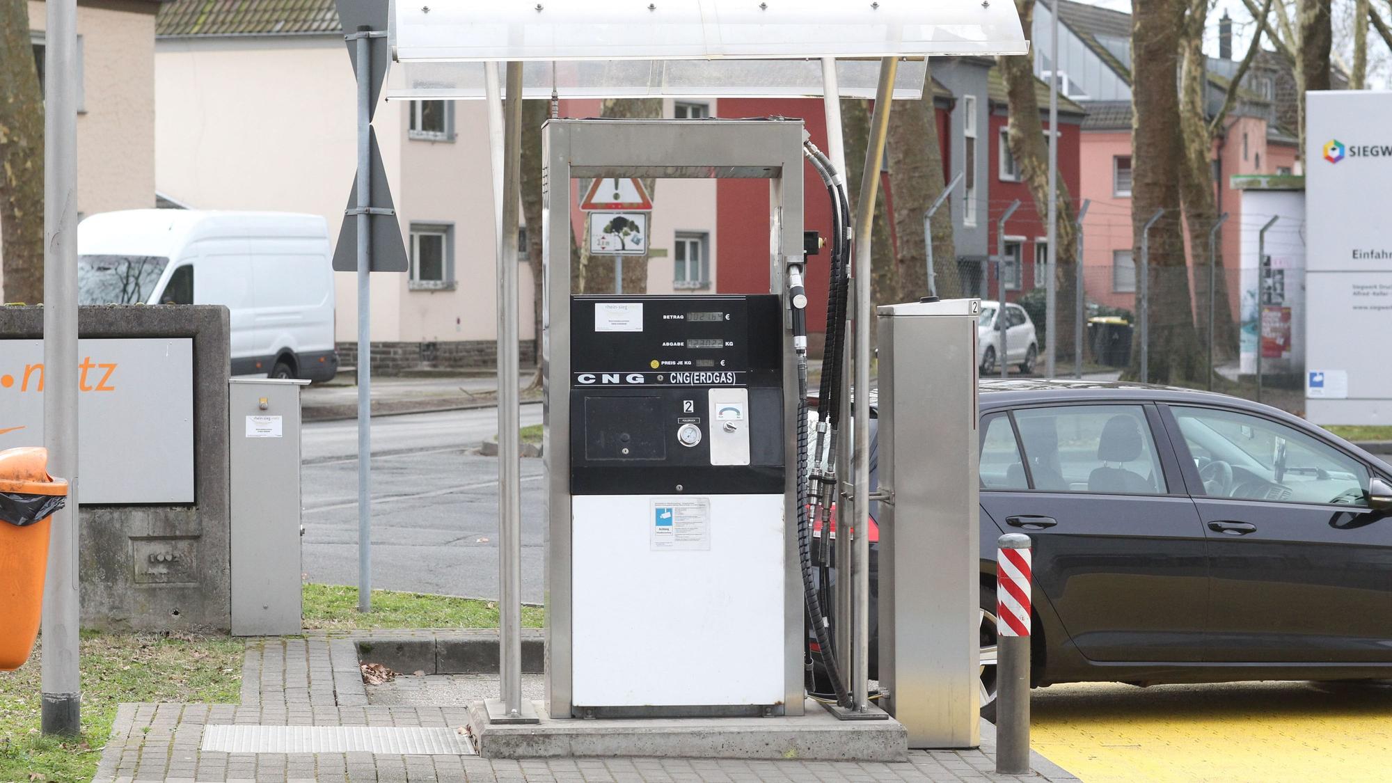 Eine einzelne Zapfsäule.