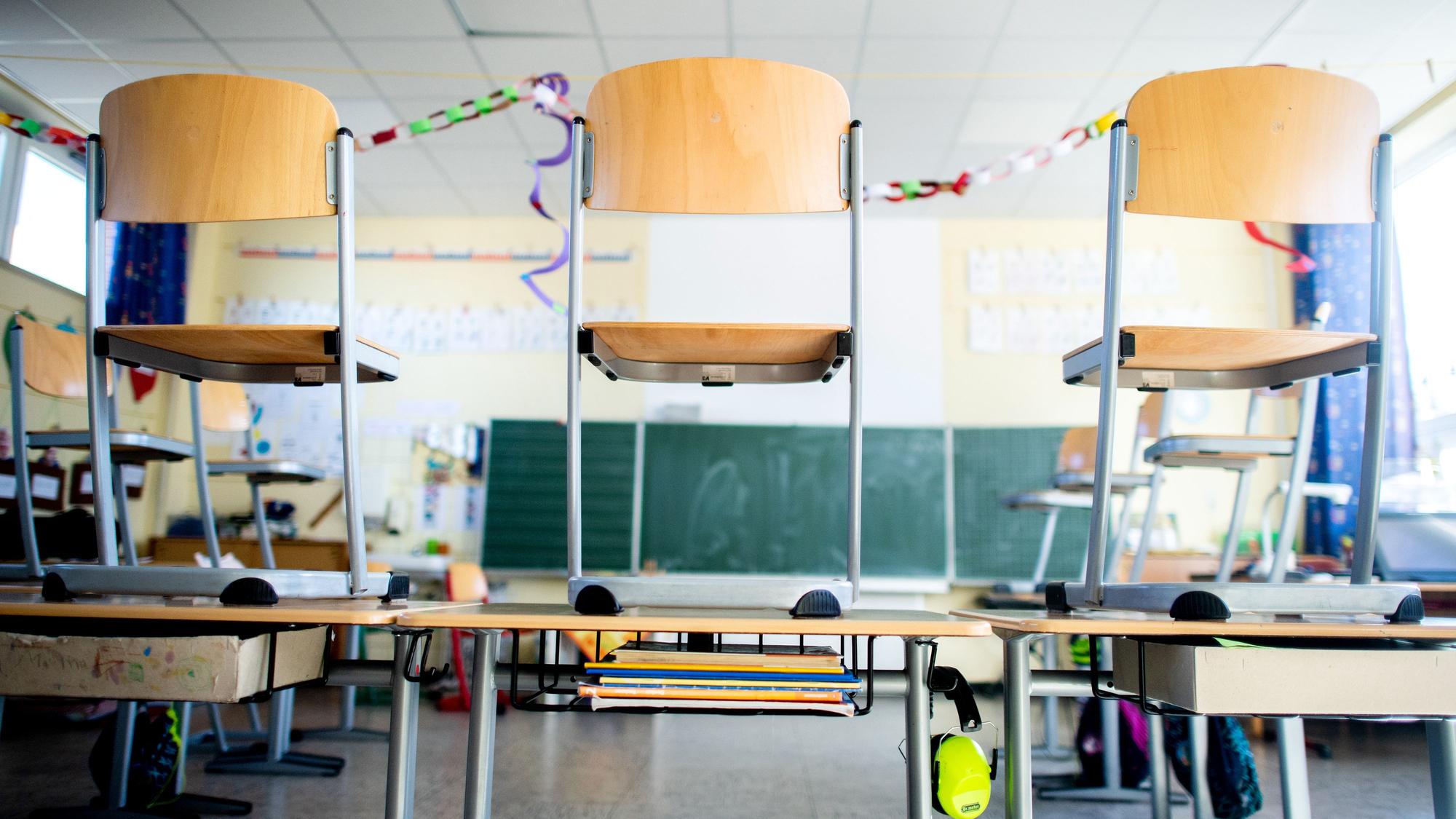 Oft ist die Rede vom Lehrkräftemangel, aber ebenso kritisch ist der bauliche Zustand vieler Schulgebäude.