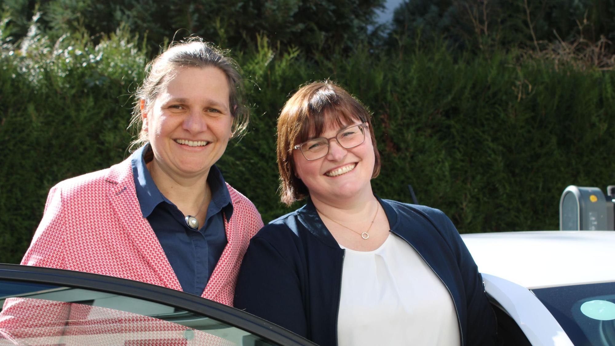 Judith Finke und Theresia Engel von der Caritas Rhein-Sieg bilden ein Führungstandem