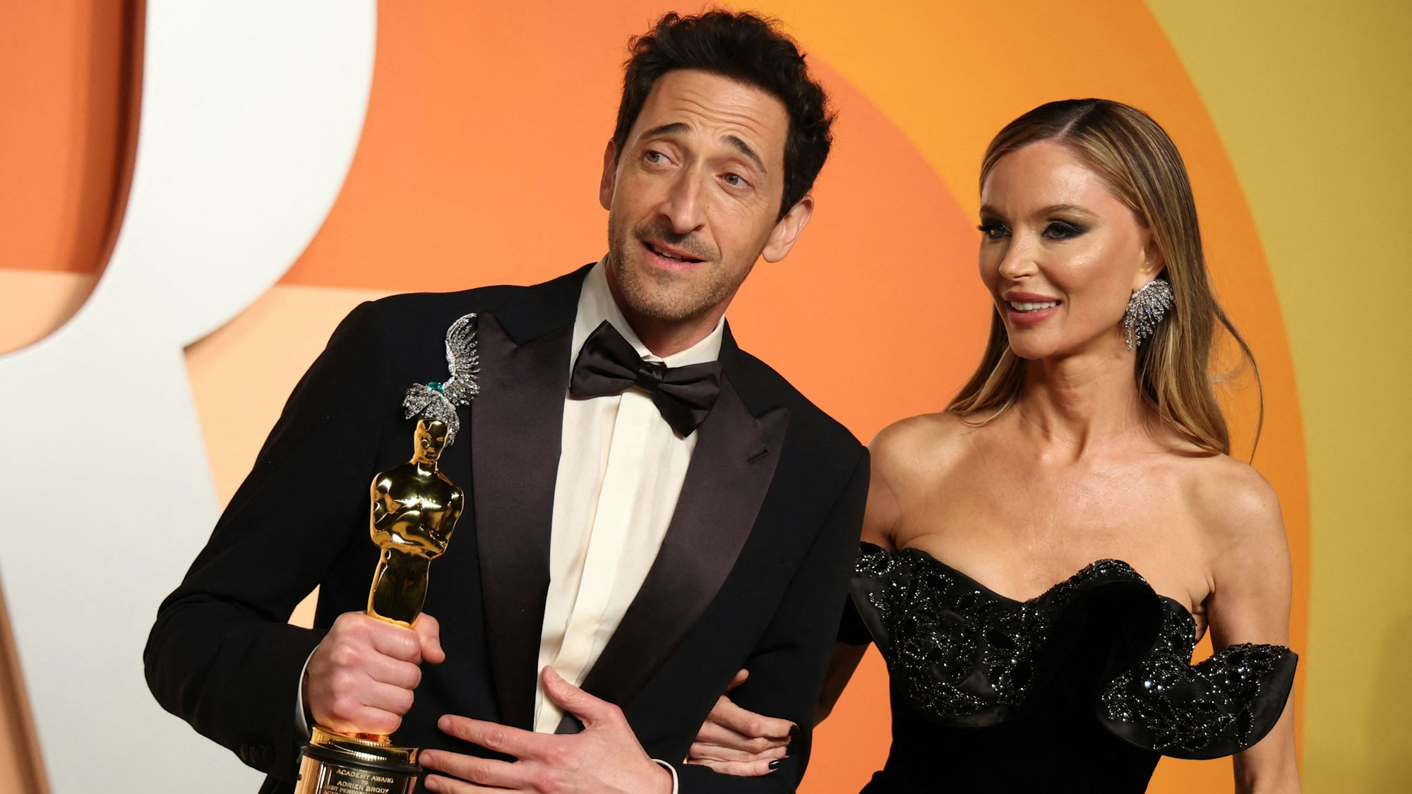 Adrien Brody und seine Freundin Georgina Chapmann bei den Oscars.