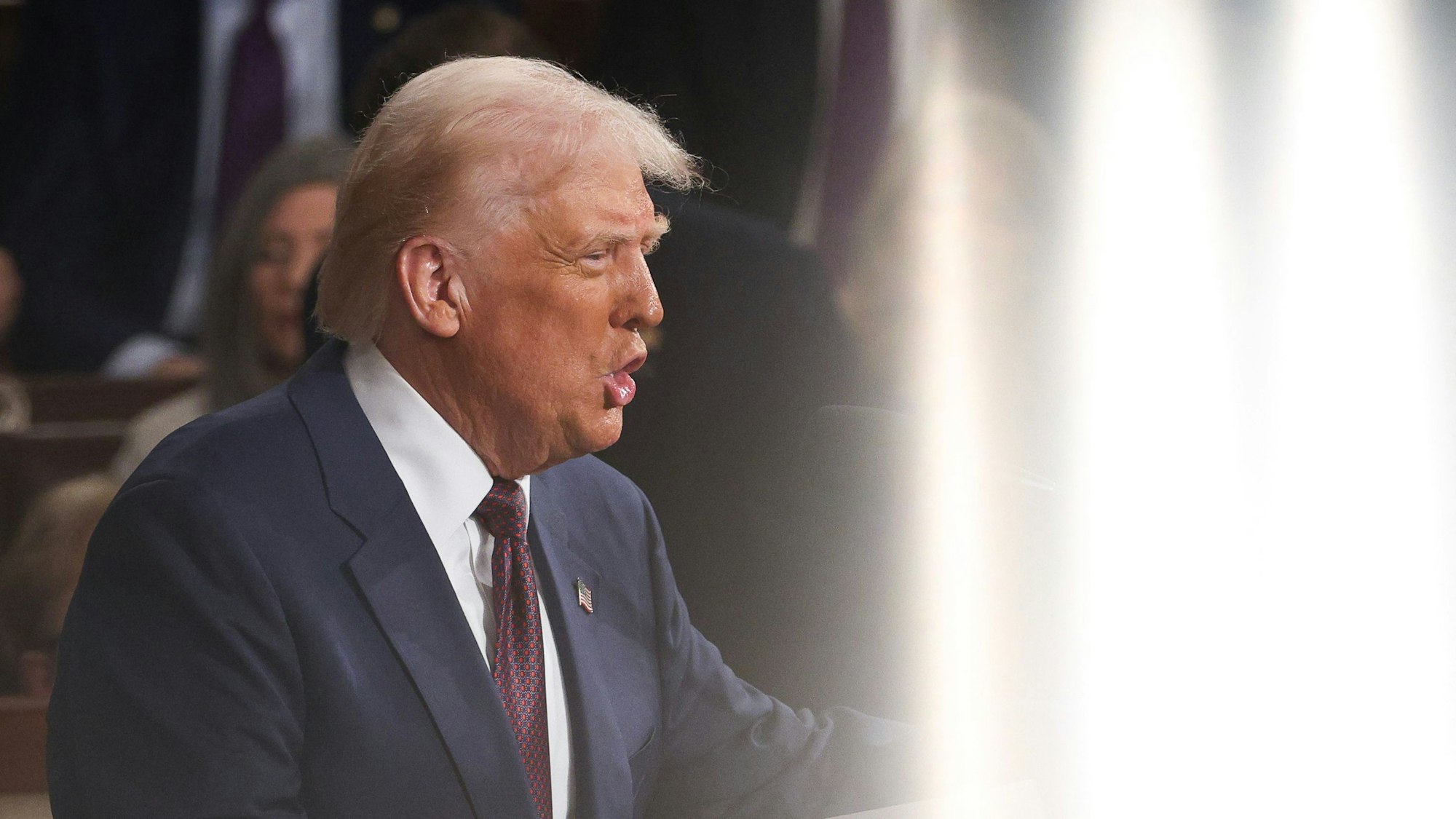 US-Präsident Donald Trump hat eine weitere Zerstörung des Gazastreifens angedroht, sollten die dort verbleibenden Geiseln nicht „jetzt“ freigelassen werden