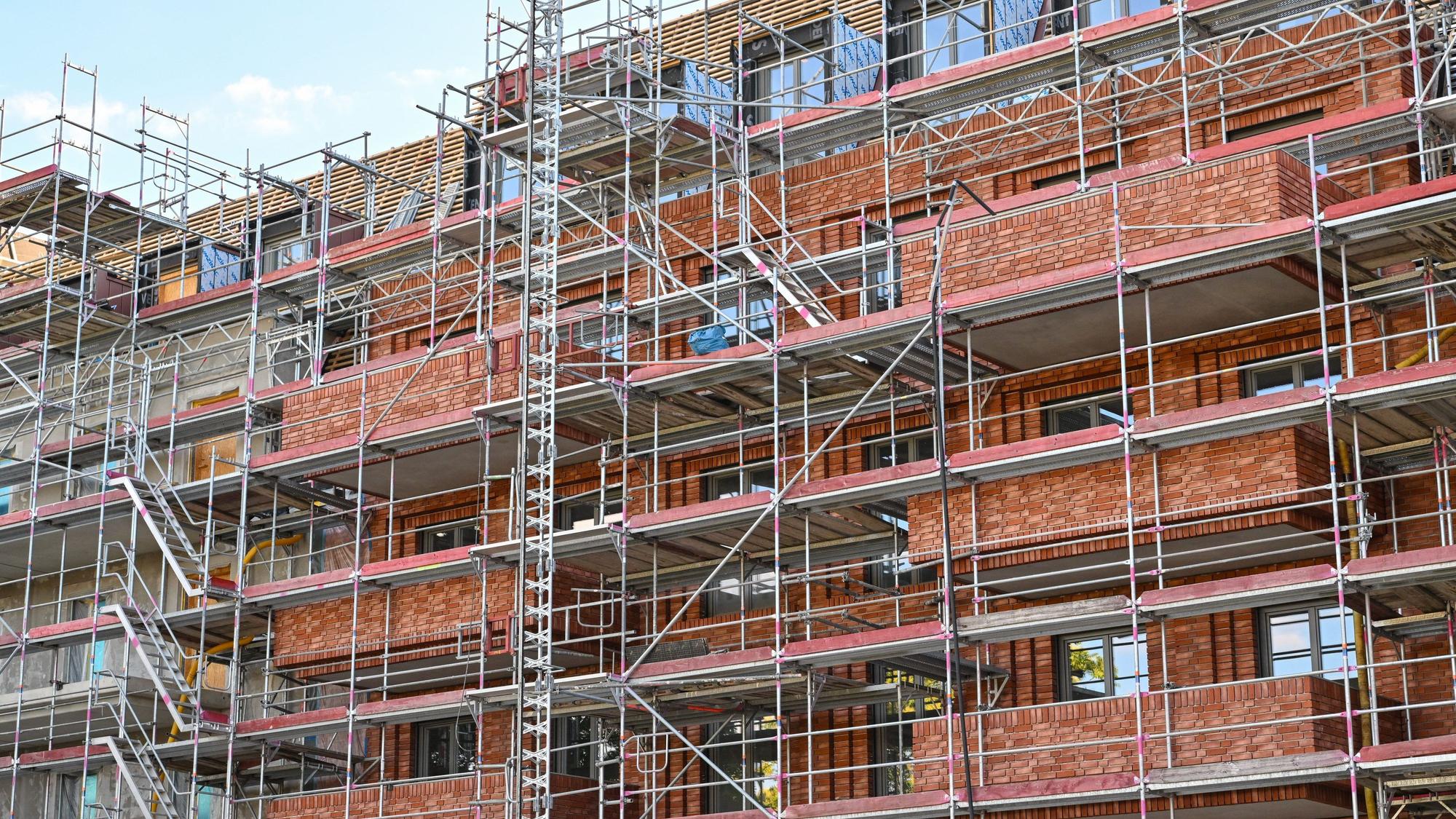 Geförderter Wohnungsbau ist ein wesentlicher Faktor, um preiswerten Wohnraum zu schaffen.