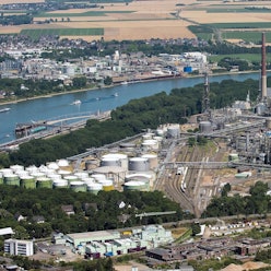 Das Shell-Werk Wesseling der Rheinland Raffinerie aus westlicher Sicht (Archivbild).