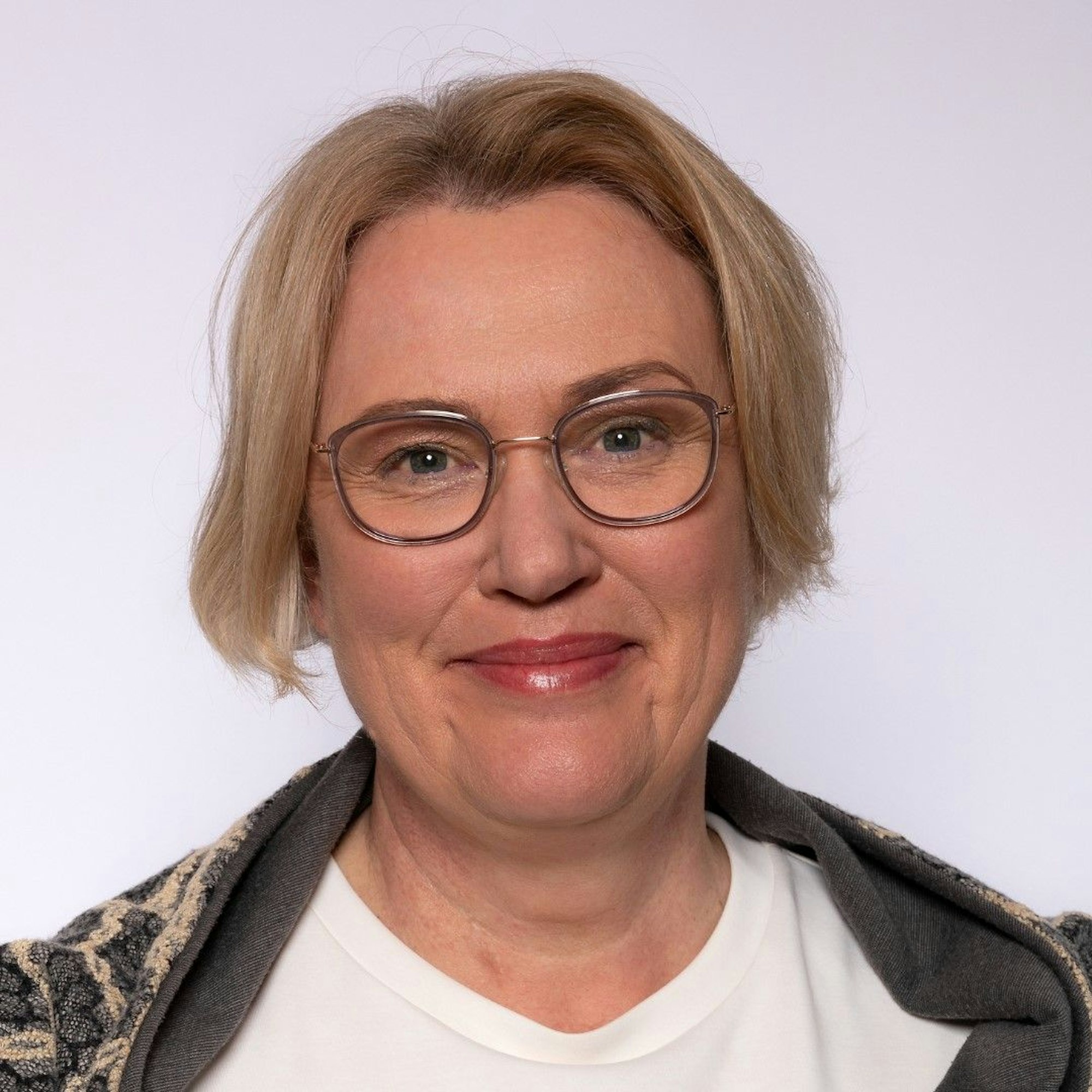 Auf dem Foto ist die SPD-Politikerin Iris Heinisch zu sehen.