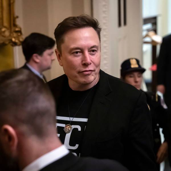 Elon Musk verlässt nach einem Treffen mit Republikanern im Senat das Kapitol.