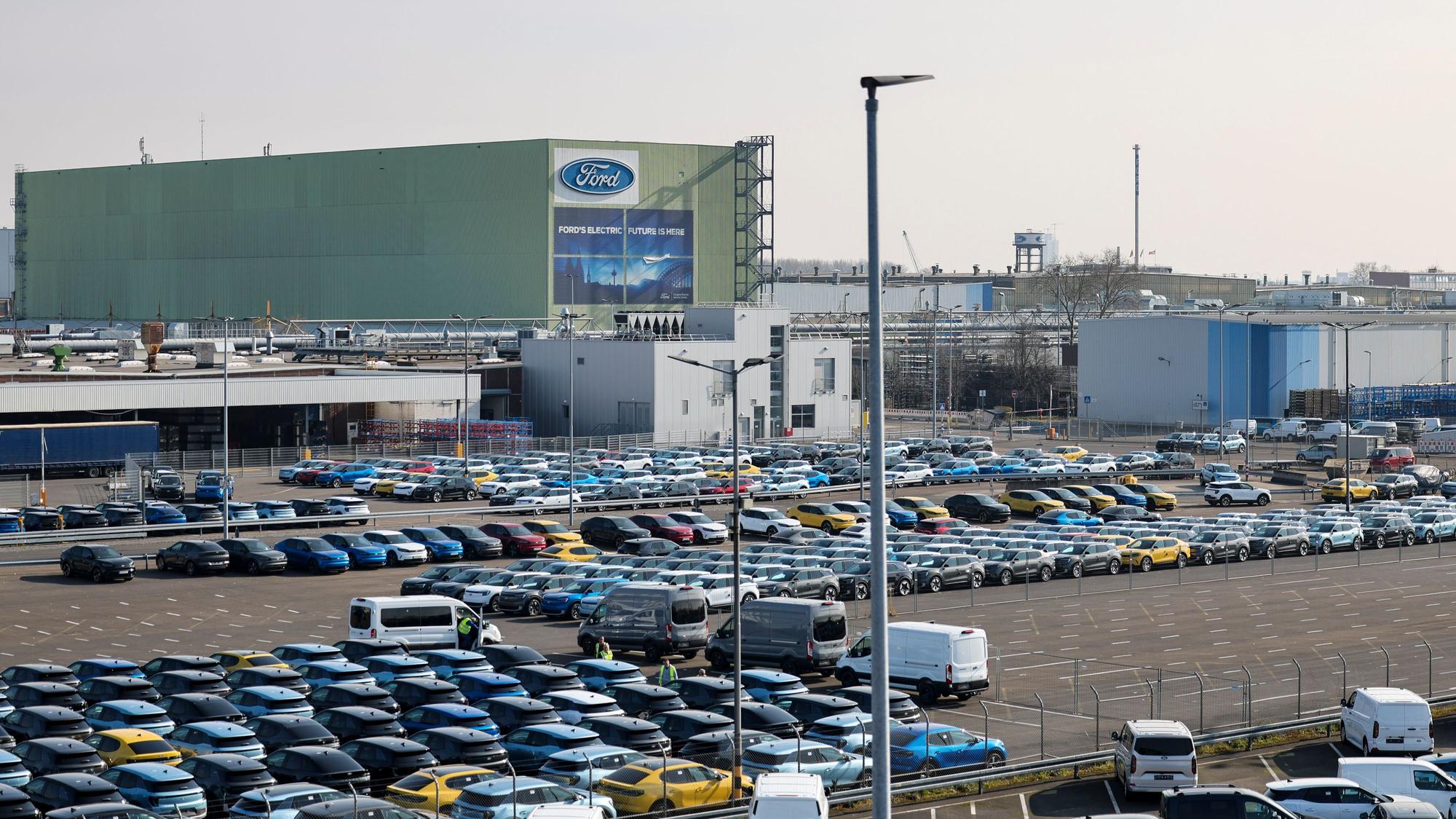 Was wird aus dem Produktionsstandort von Ford Köln?