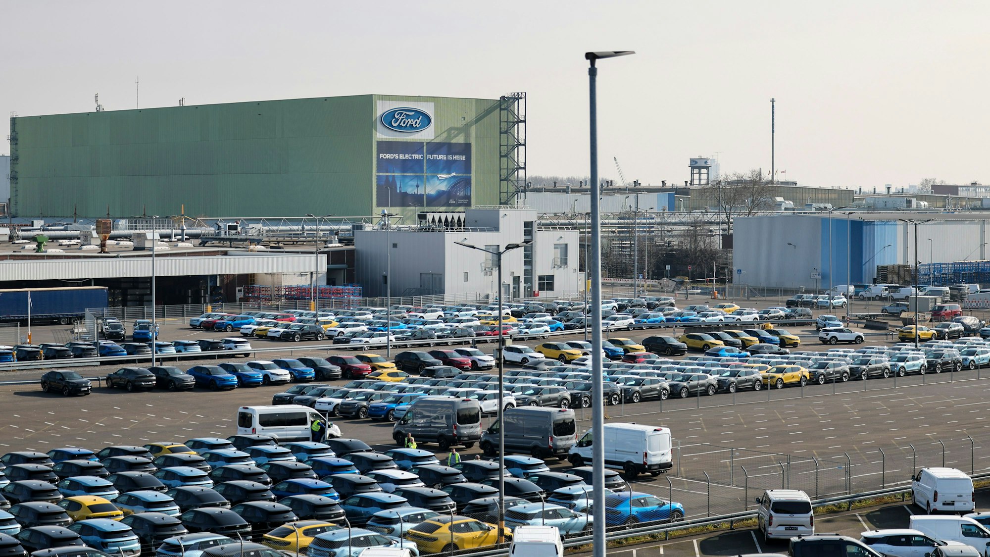 Was wird aus dem Produktionsstandort von Ford Köln?