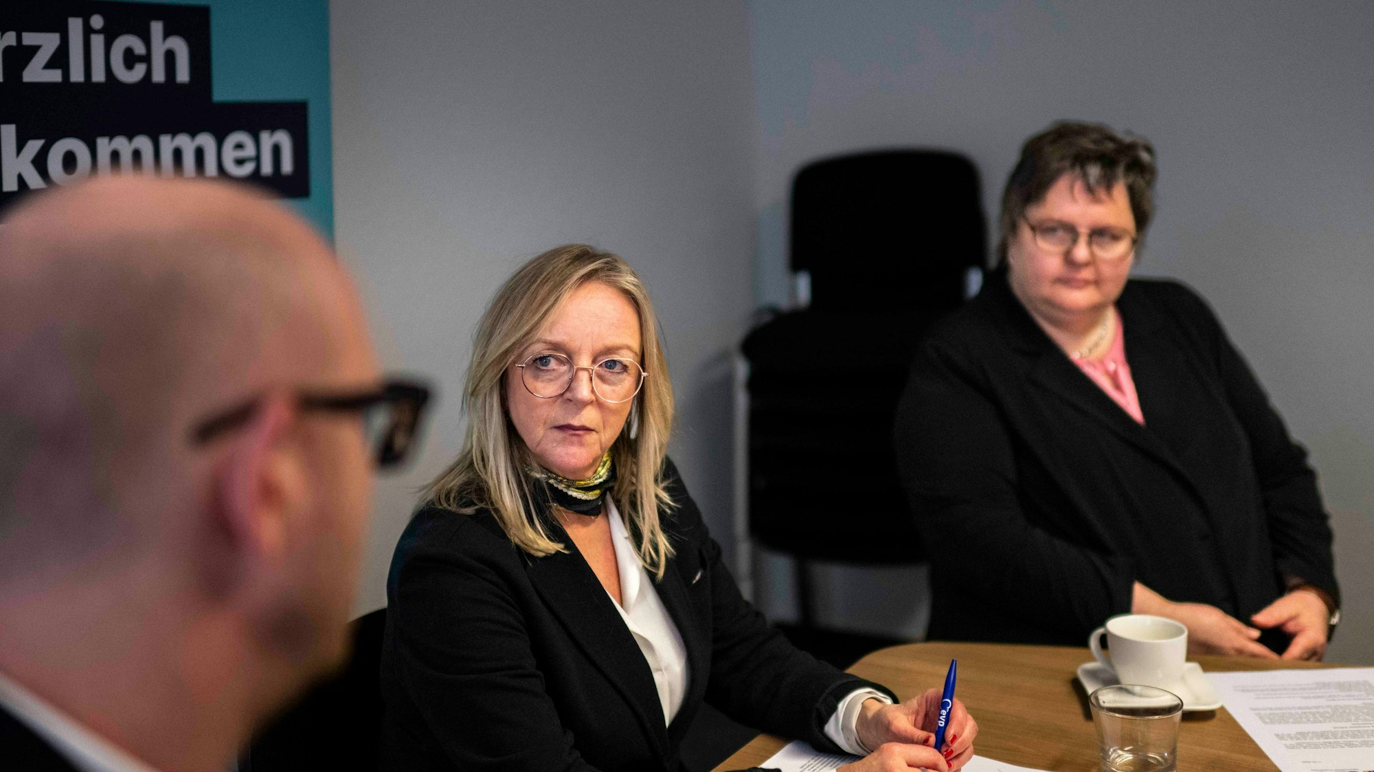 Sabine Preiser-Marian im Gespräch mit Ingo Pfennings und Ute Stolz.